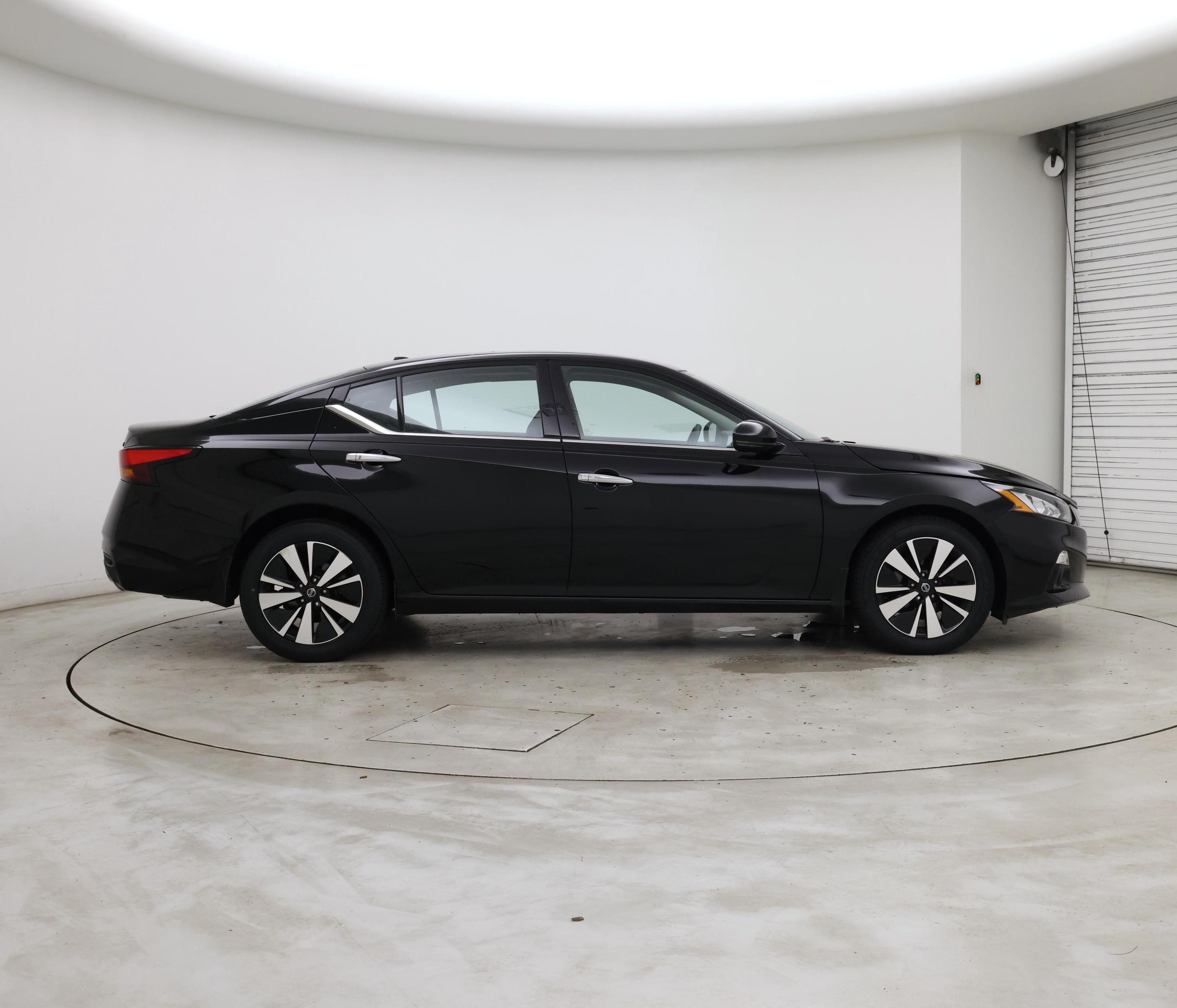 Thumbnail: 2019 Nissan Altima - 7