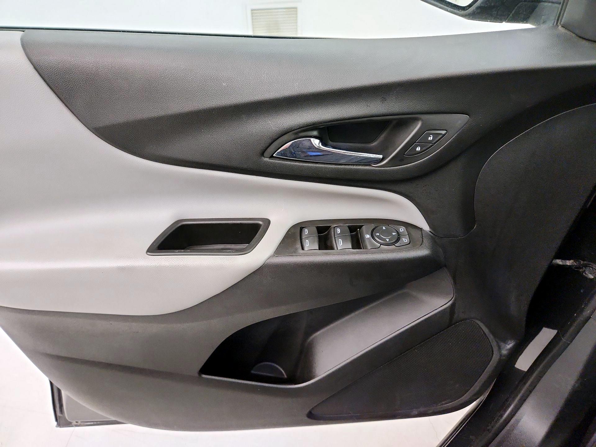 Thumbnail: 2020 Chevrolet Equinox - 12