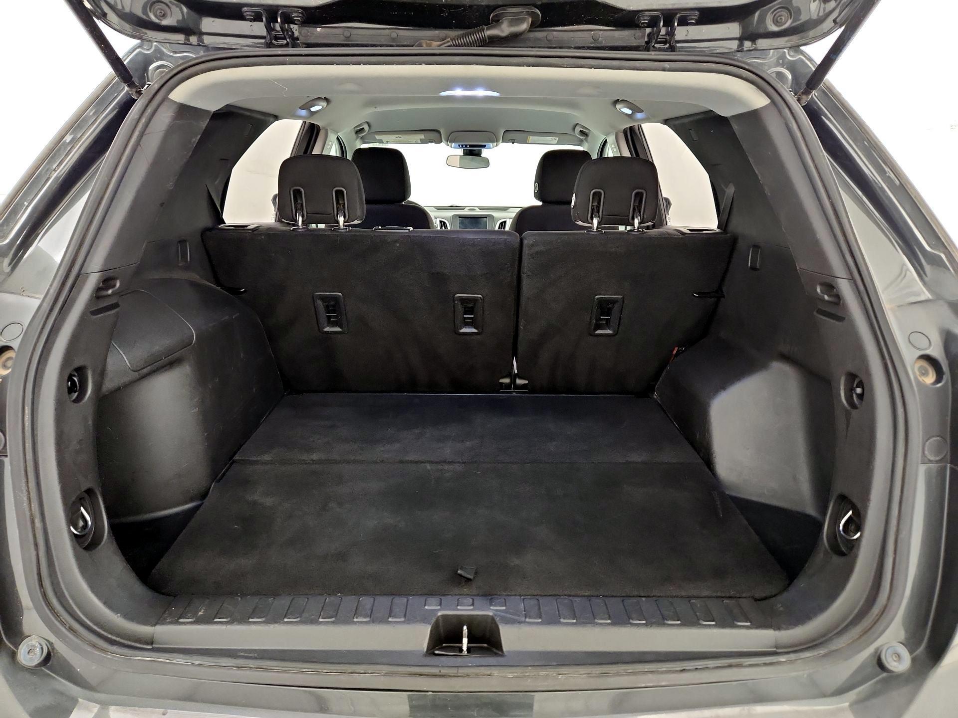 Thumbnail: 2020 Chevrolet Equinox - 19