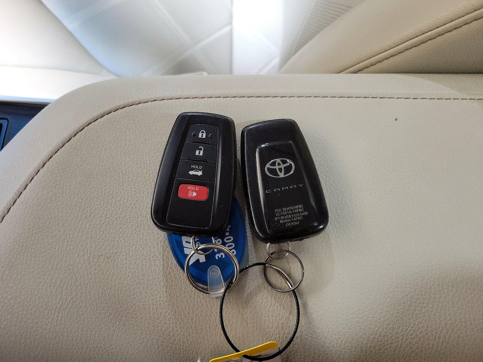 2018 Toyota Camry XLE - Photo 24