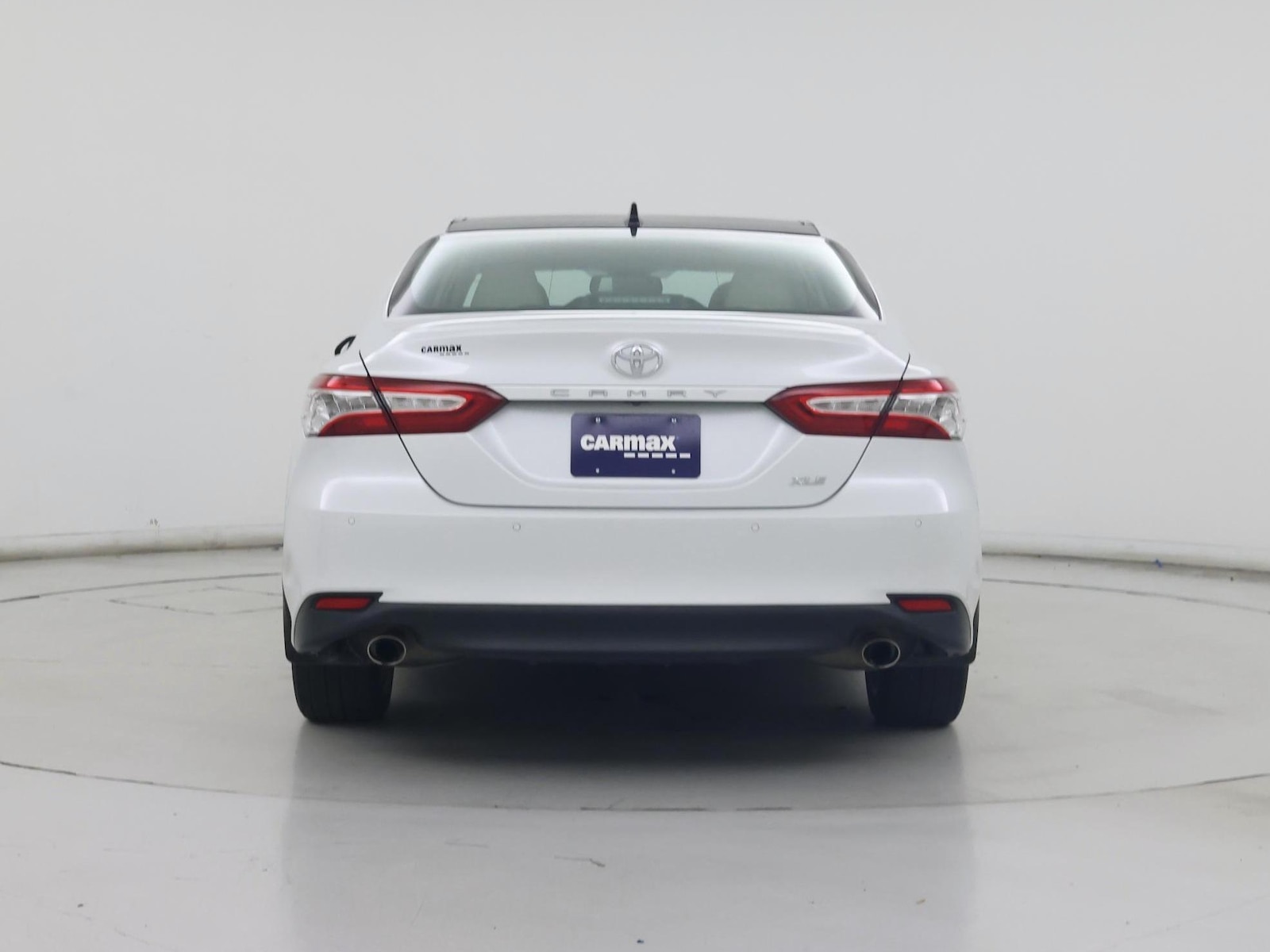 2018 Toyota Camry XLE - Photo 7