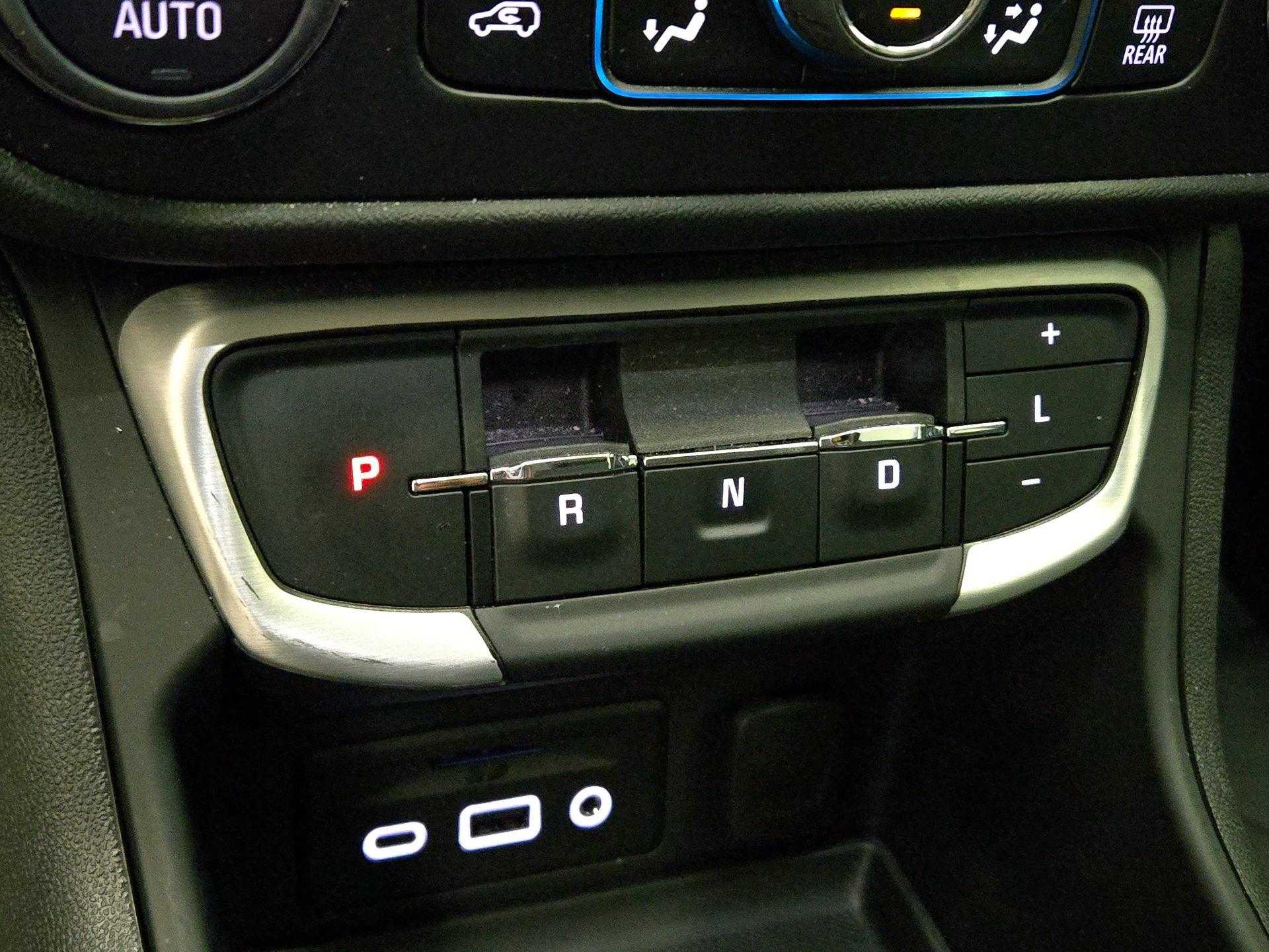 Thumbnail: 2024 GMC Terrain - 17