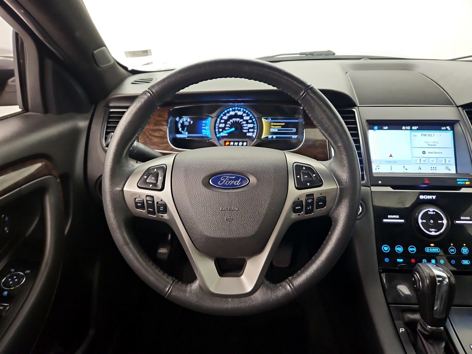 Thumbnail: 2019 Ford Taurus - 10