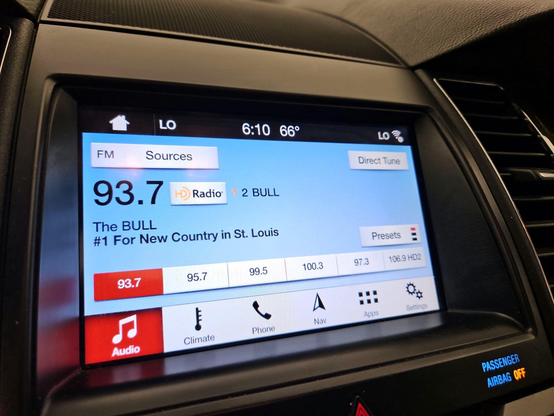 Thumbnail: 2019 Ford Taurus - 16