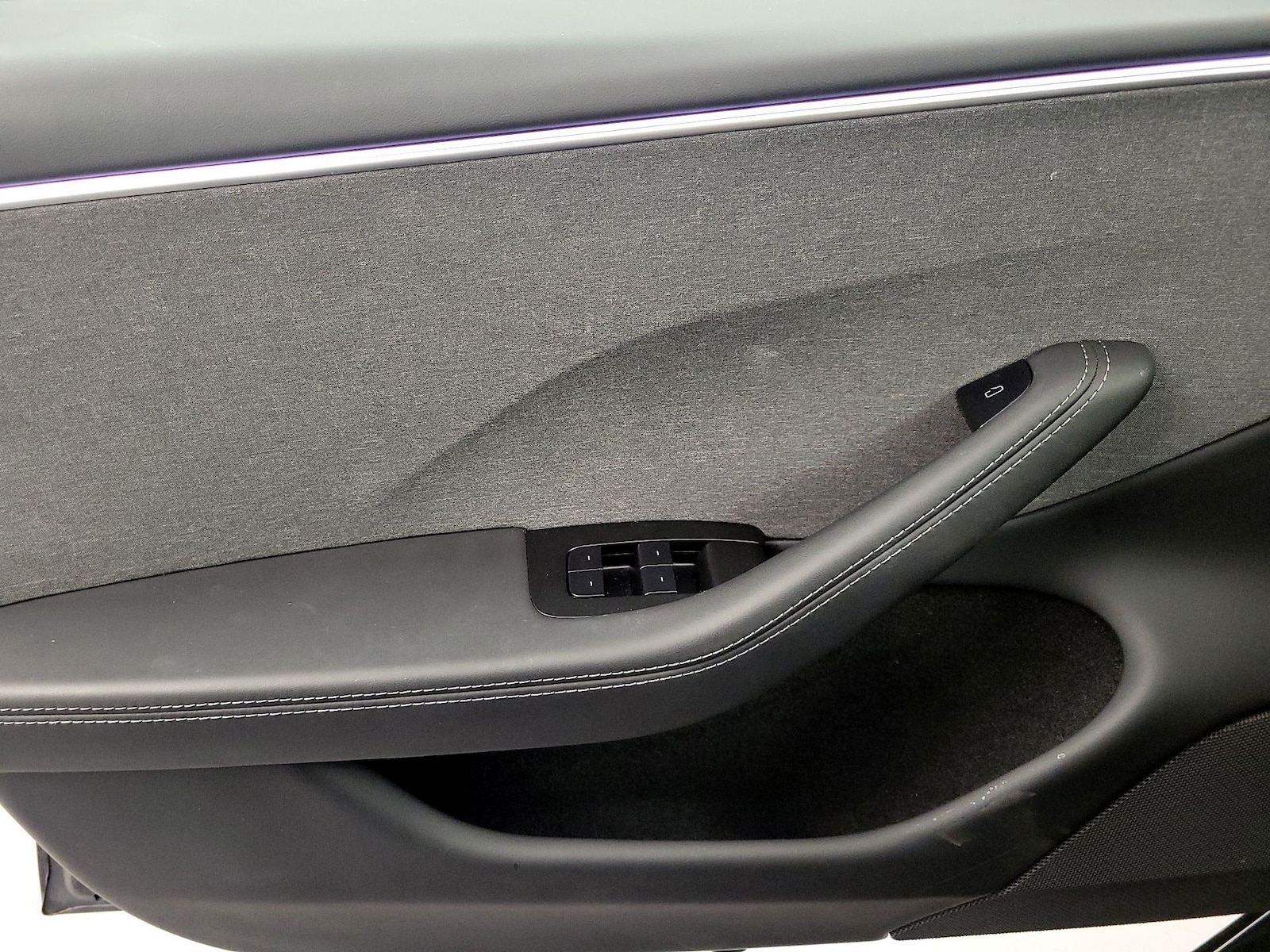 2025 Tesla Model 3 Long Range - Photo 13