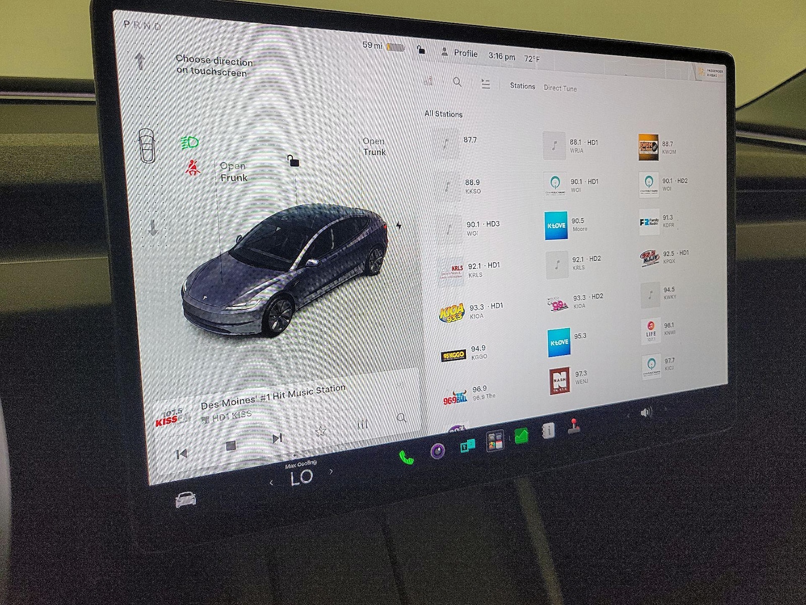 2025 Tesla Model 3 Long Range - Photo 15