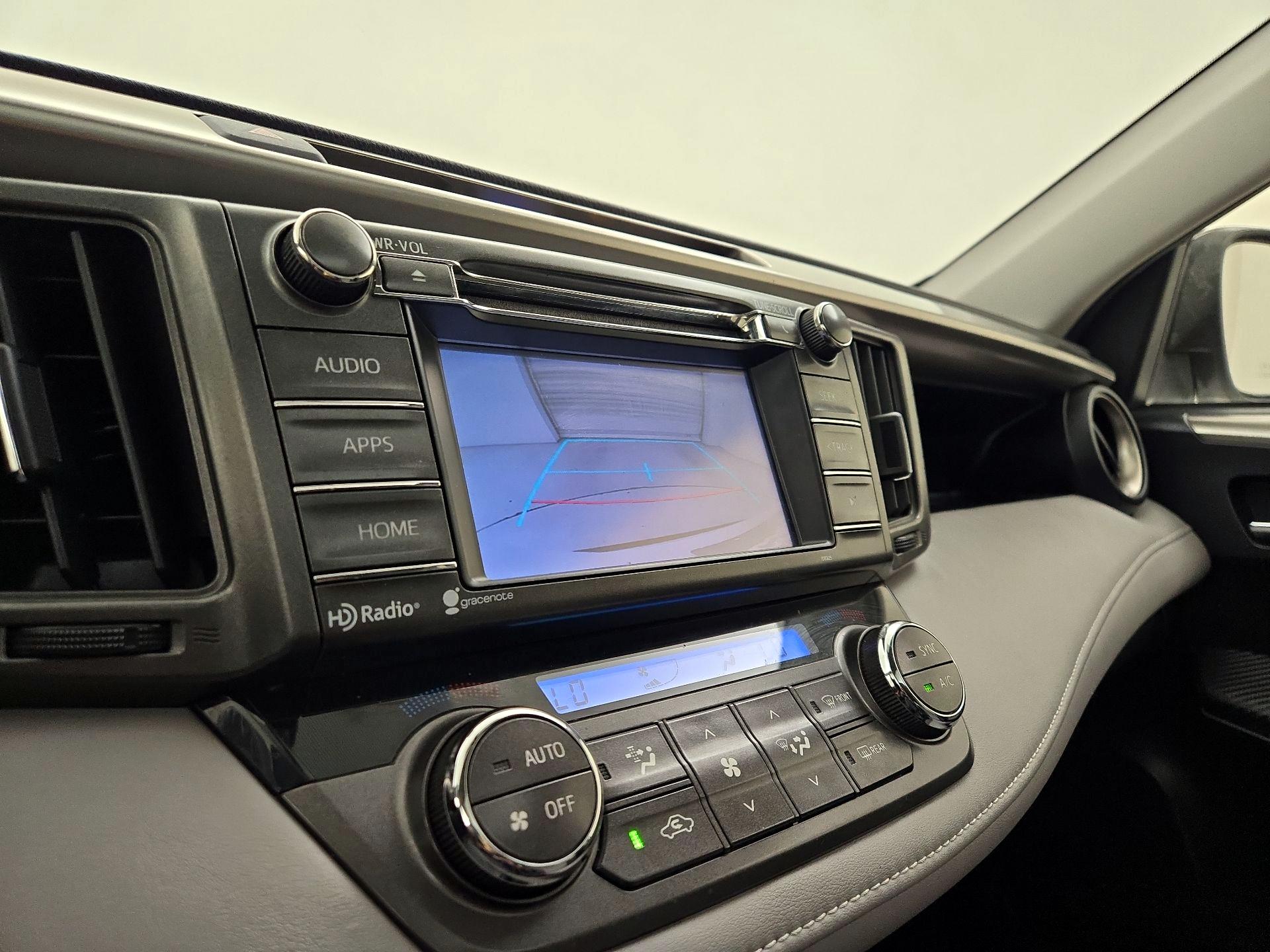 Thumbnail: 2014 Toyota RAV4 - 14