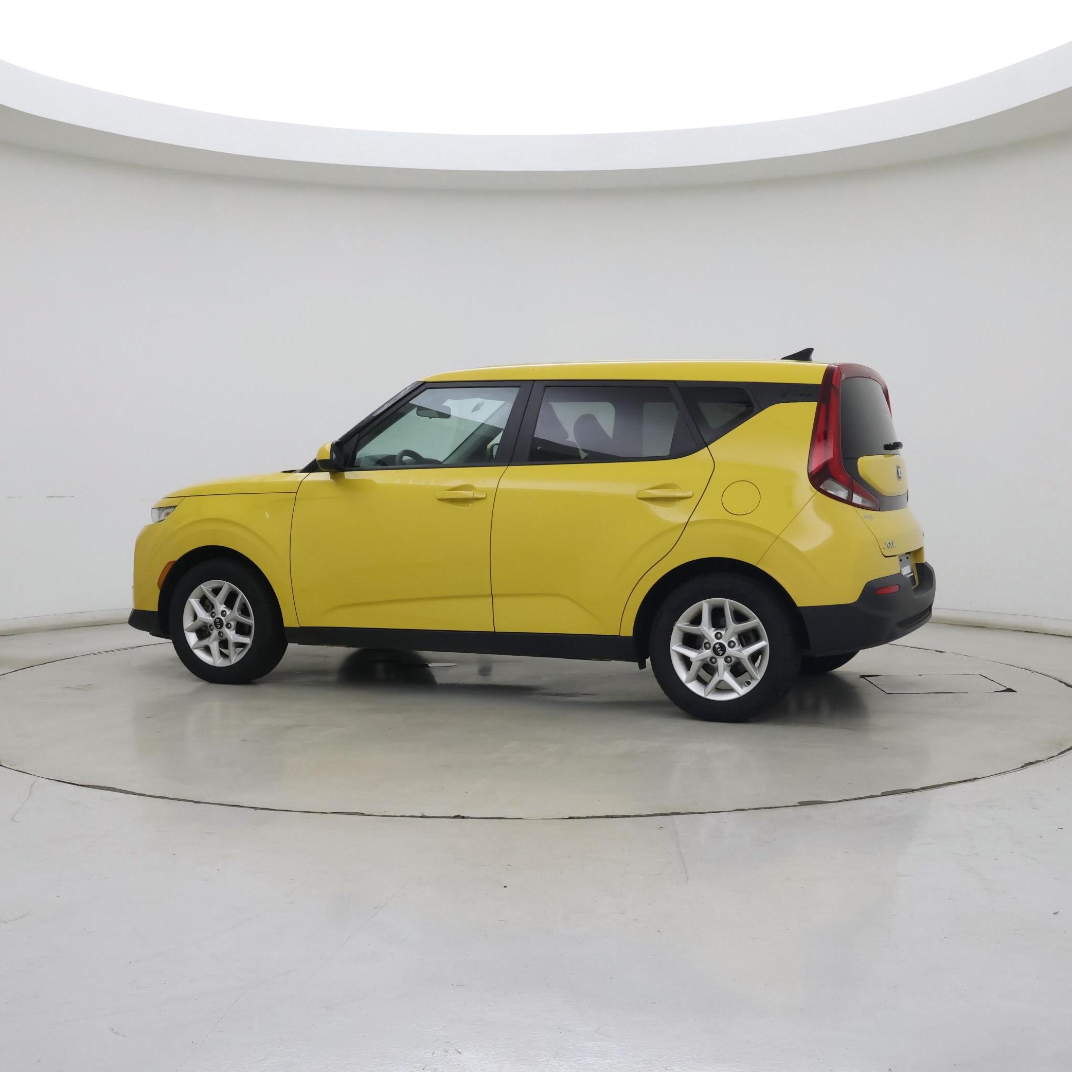 Thumbnail: 2020 Kia Soul - 3