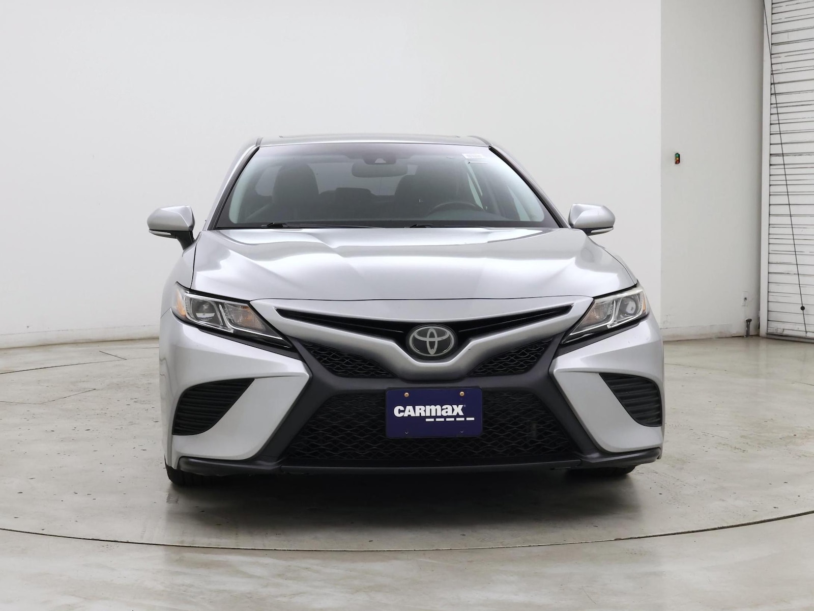 2018 Toyota Camry SE - Photo 6