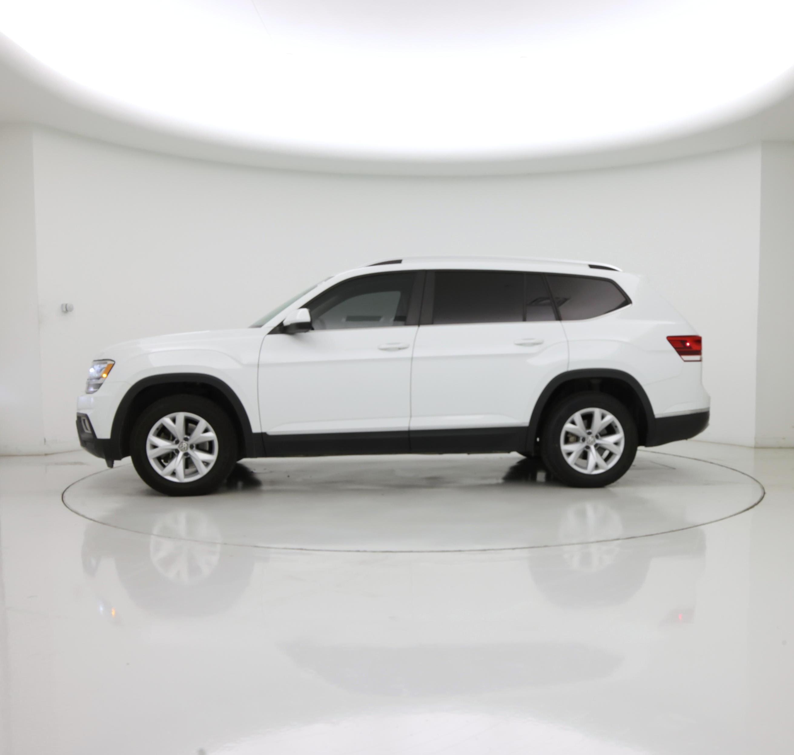 Thumbnail: 2018 Volkswagen Atlas - 3