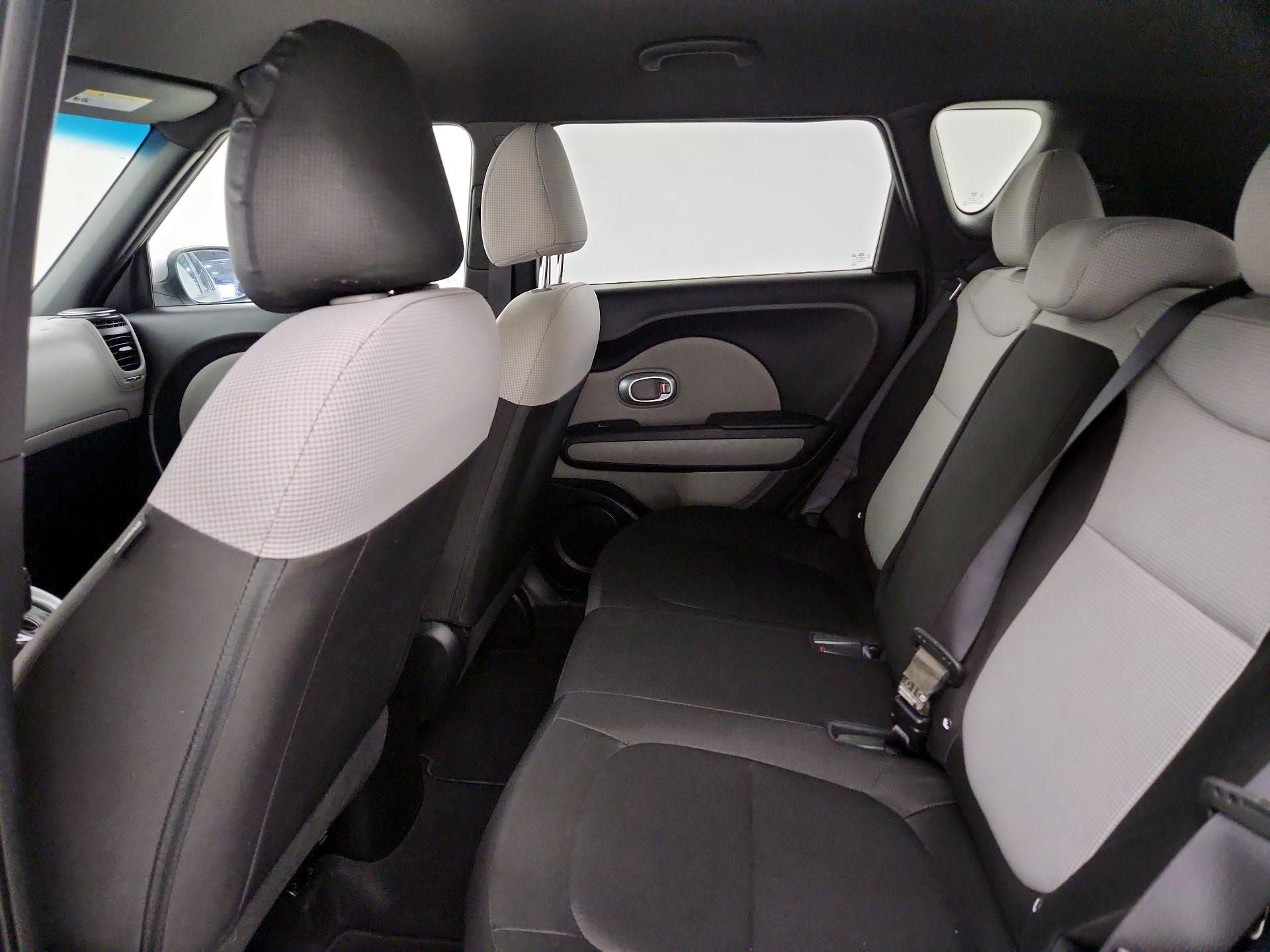 Thumbnail: 2018 Kia Soul - 18