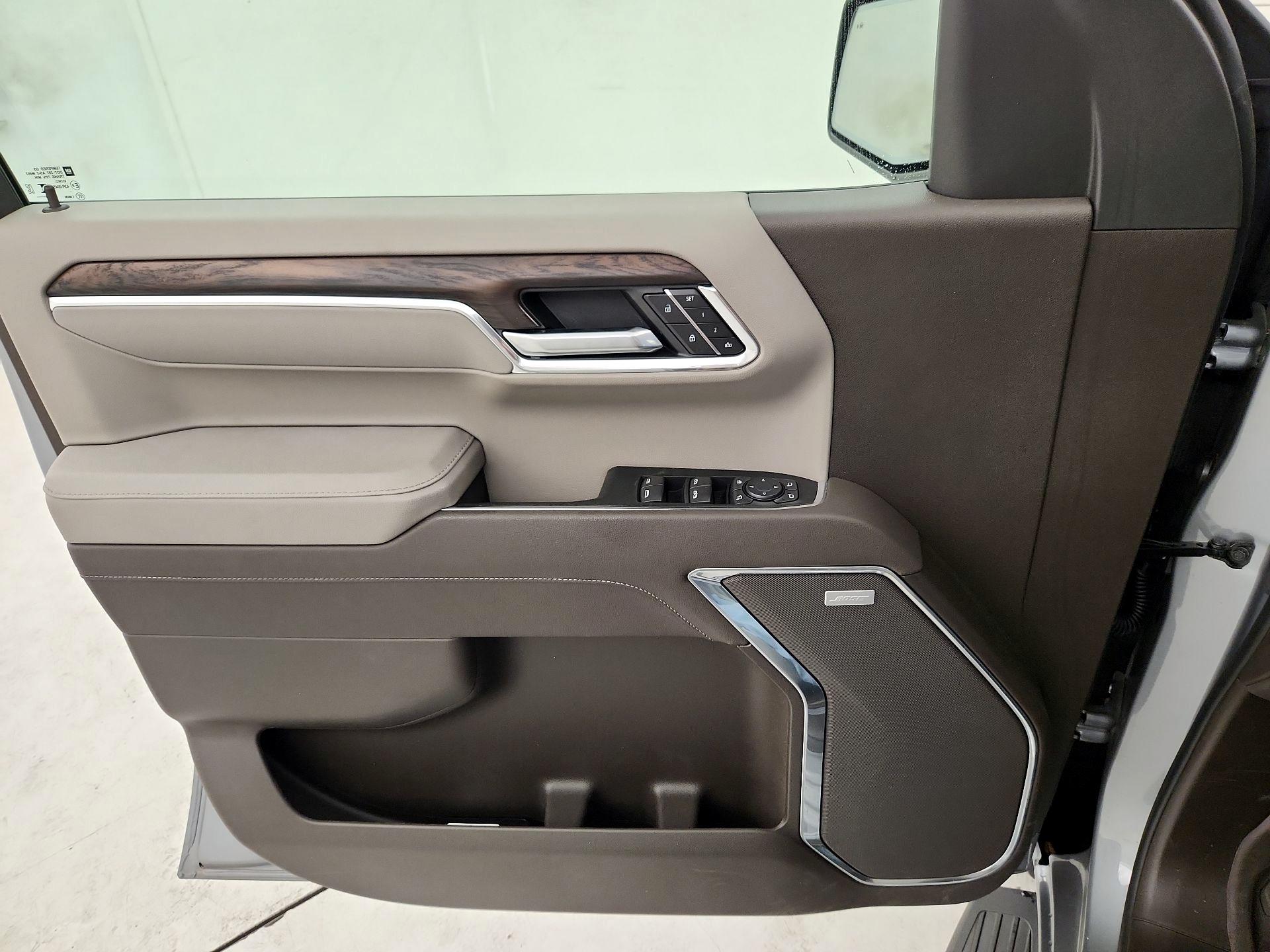 Thumbnail: 2026 GMC Sierra 1500 - 12