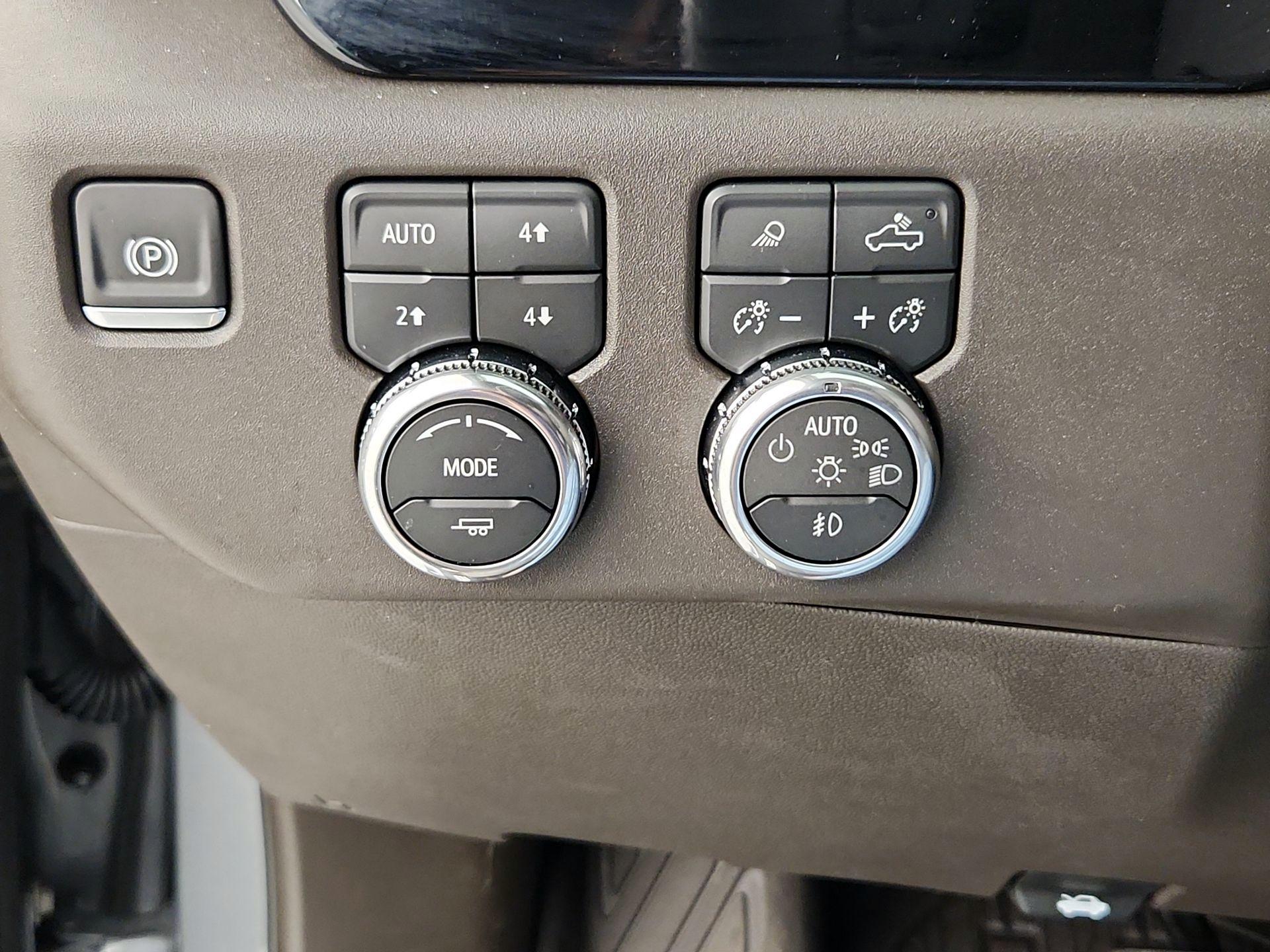 Thumbnail: 2026 GMC Sierra 1500 - 13