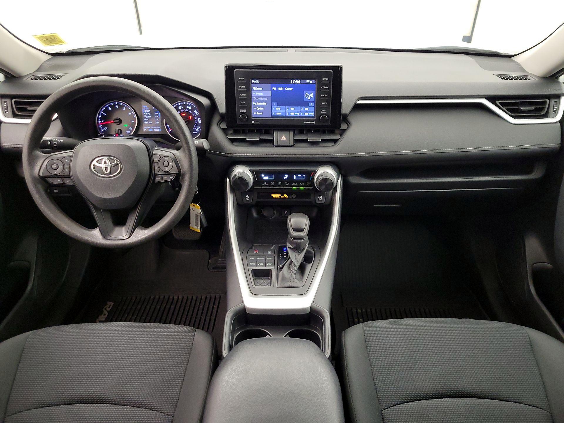 Thumbnail: 2021 Toyota RAV4 - 9