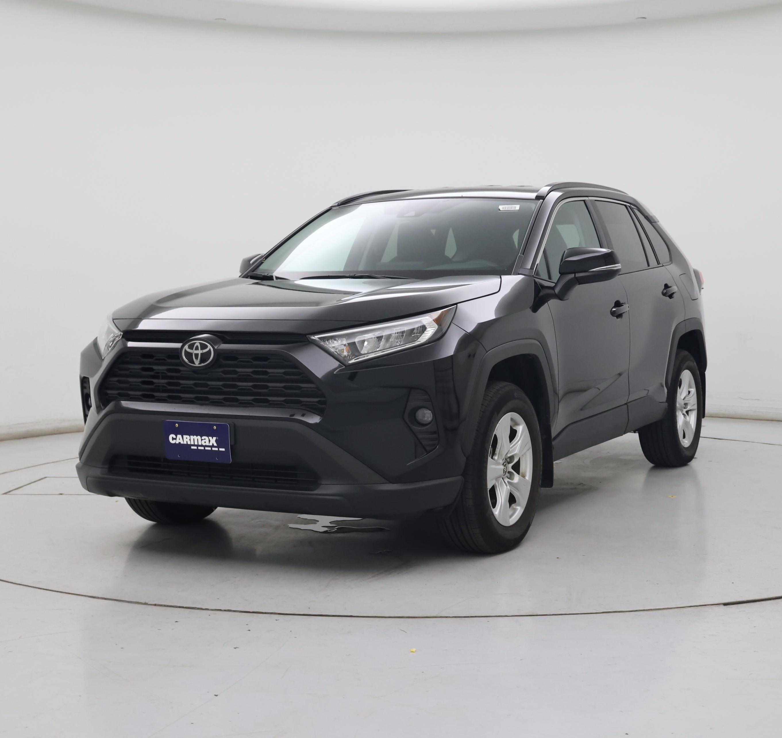 Thumbnail: 2021 Toyota RAV4 - 4