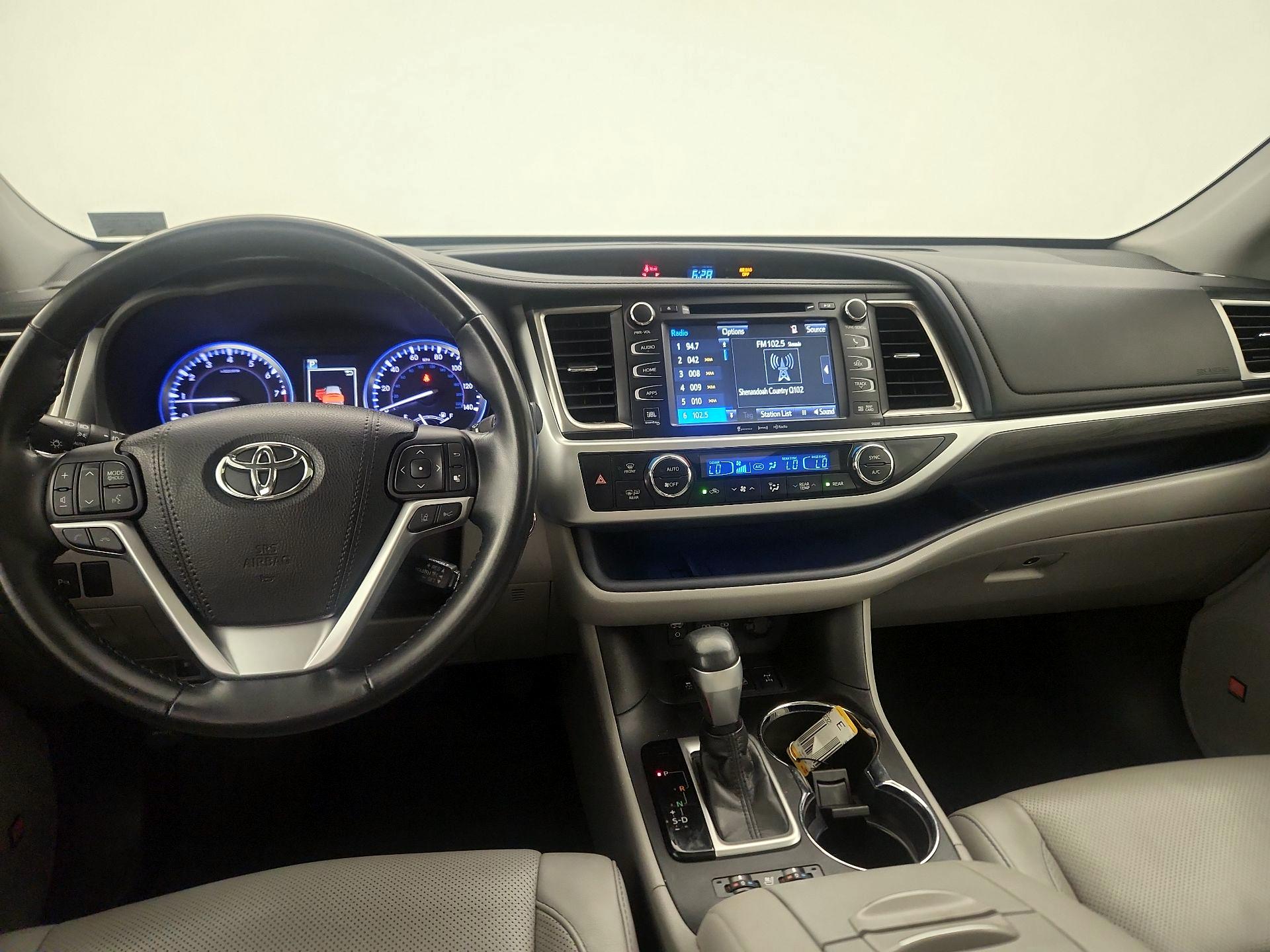 Thumbnail: 2018 Toyota Highlander - 9