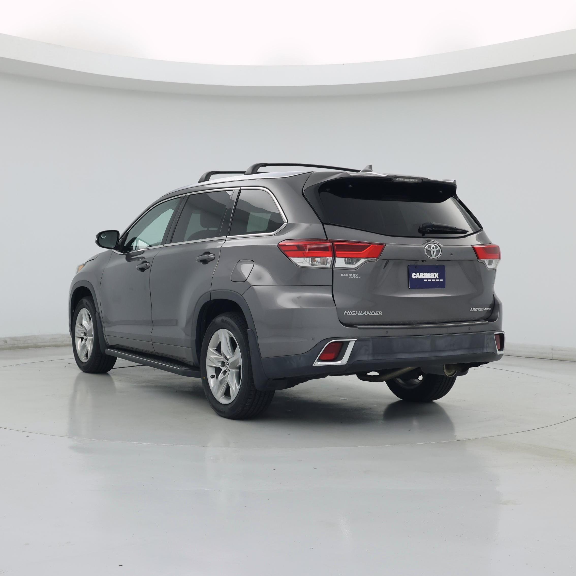 Thumbnail: 2018 Toyota Highlander - 2