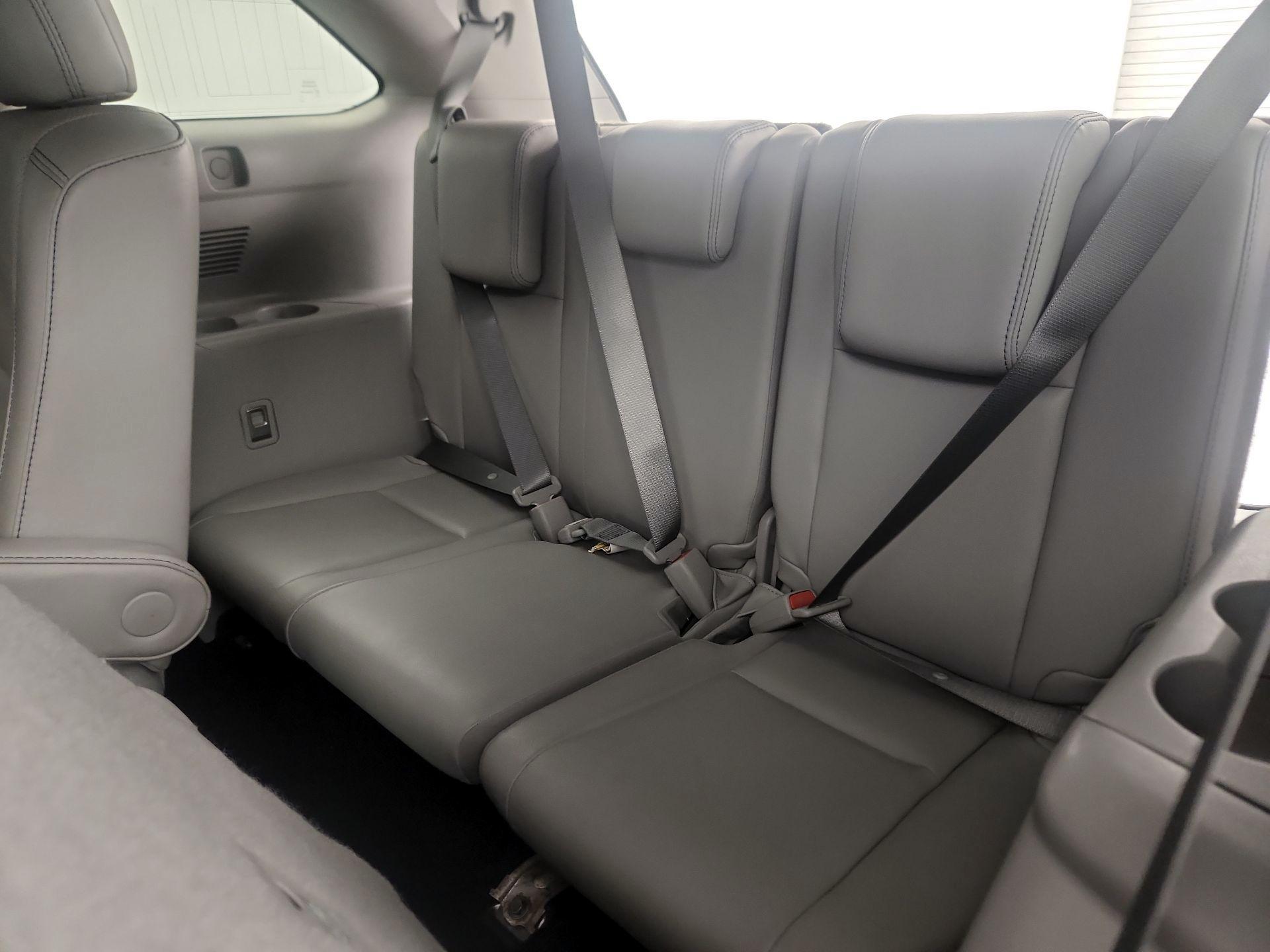 Thumbnail: 2018 Toyota Highlander - 20