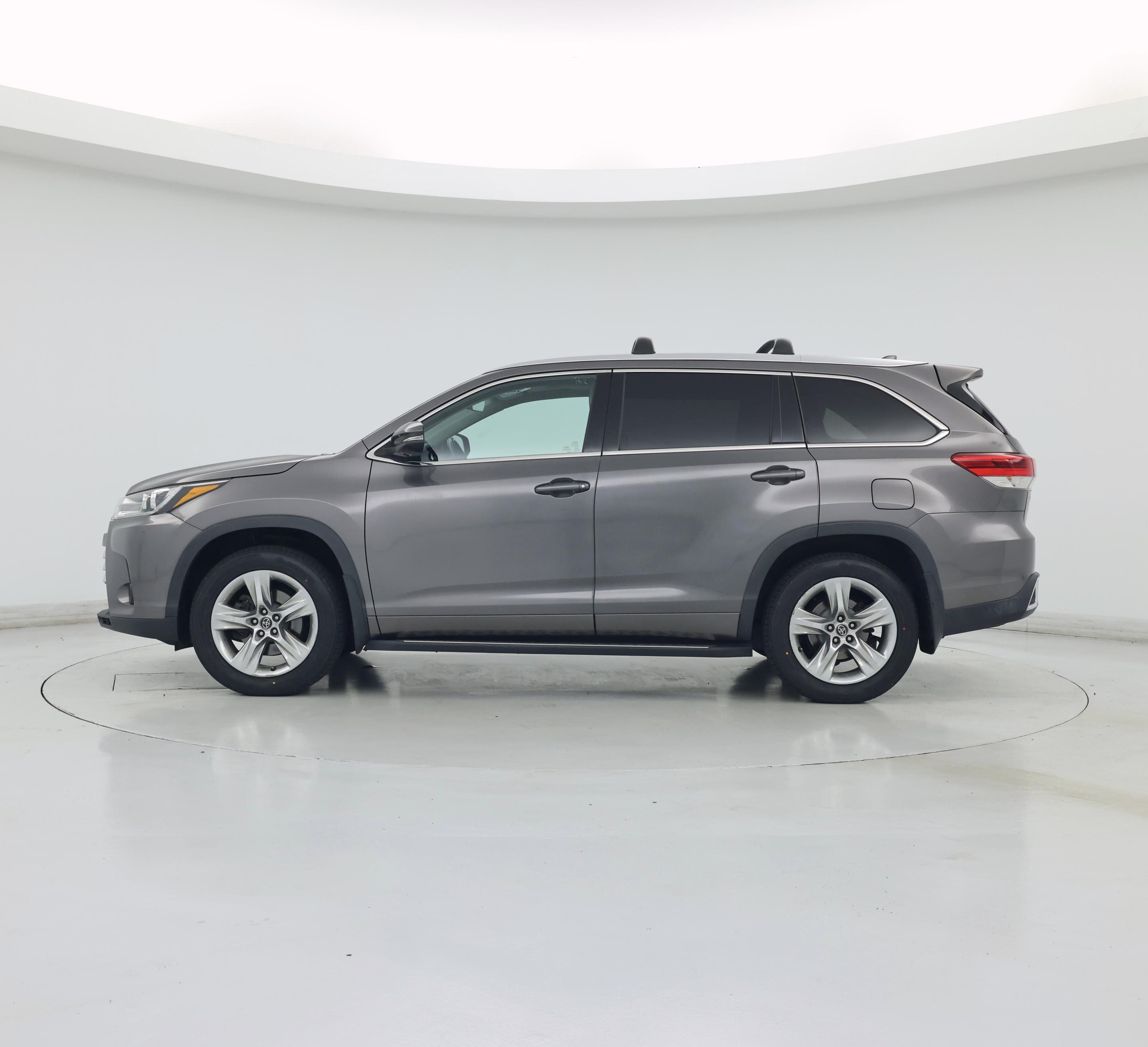 Thumbnail: 2018 Toyota Highlander - 3