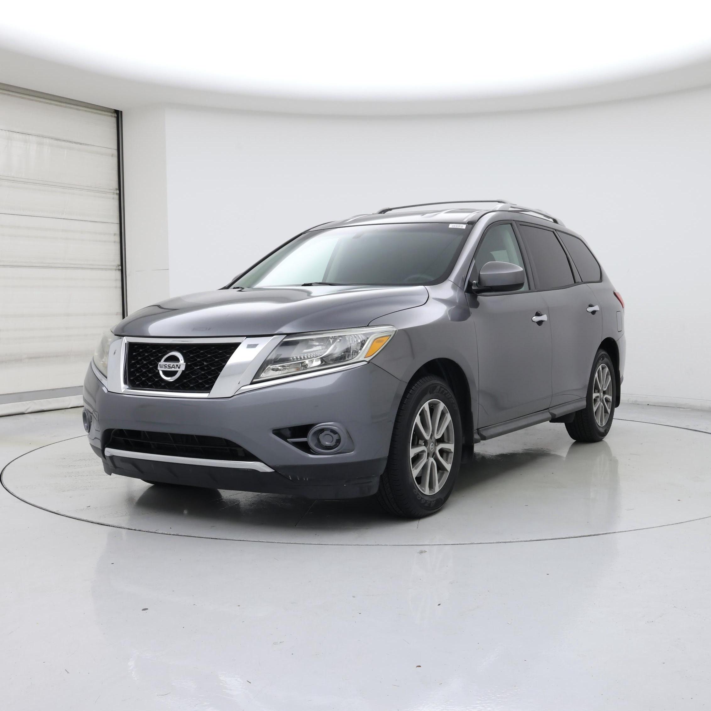 Thumbnail: 2015 Nissan Pathfinder - 4