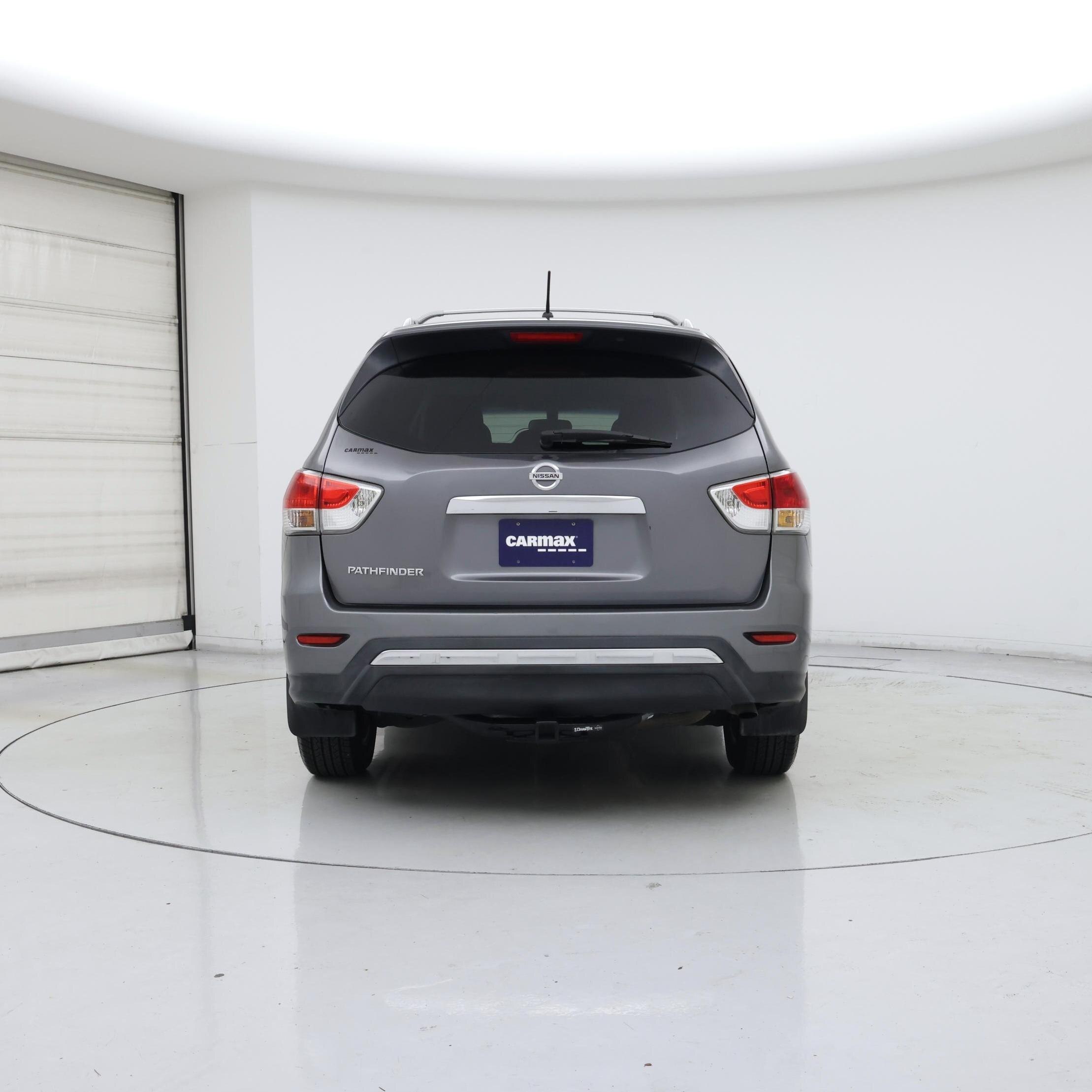 Thumbnail: 2015 Nissan Pathfinder - 6