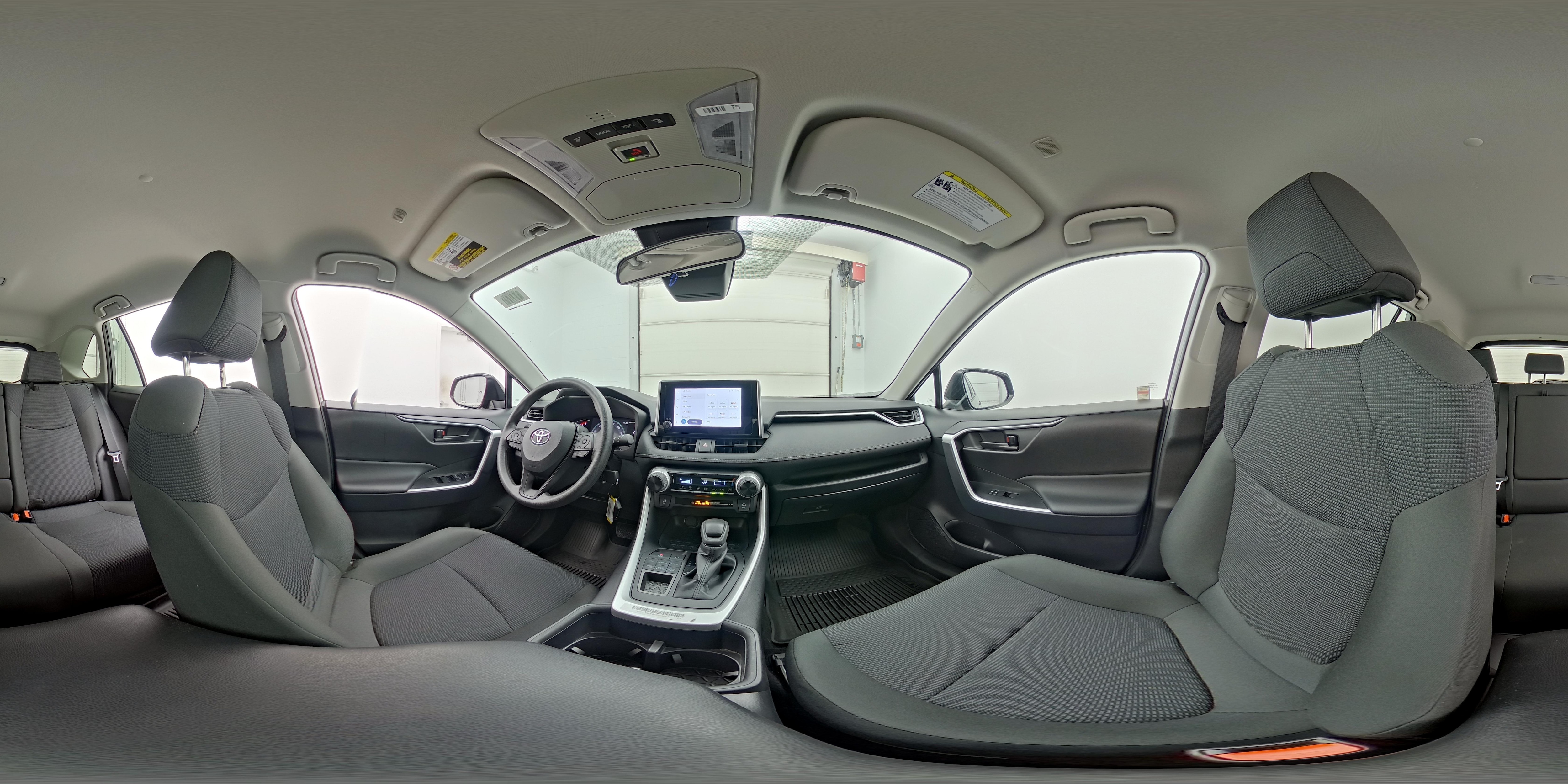 2025 Toyota RAV4 LE - Photo 24