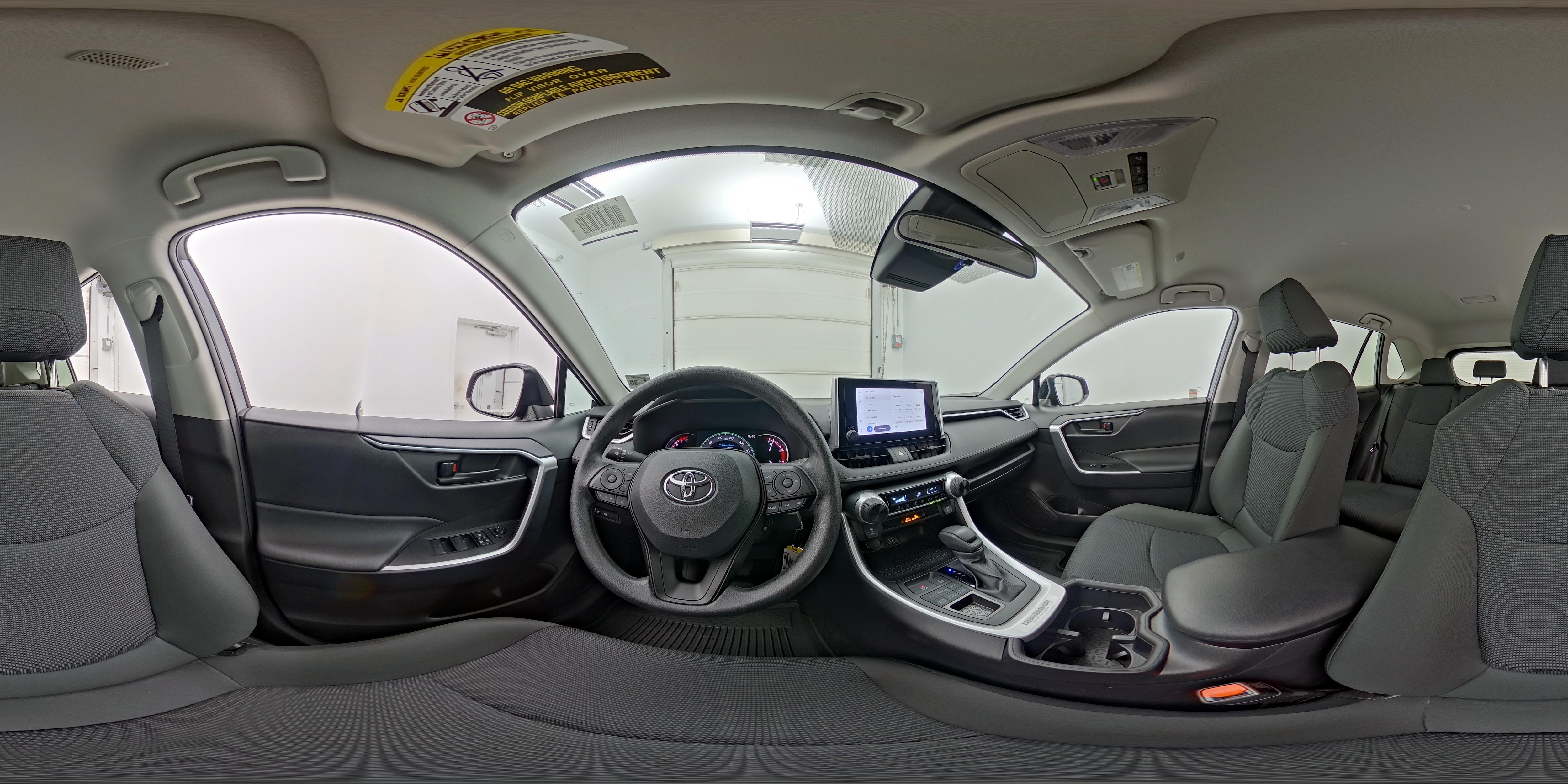 2025 Toyota RAV4 LE - Photo 26