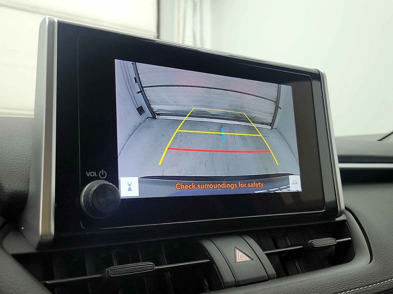 2025 Toyota RAV4 LE - Photo 15