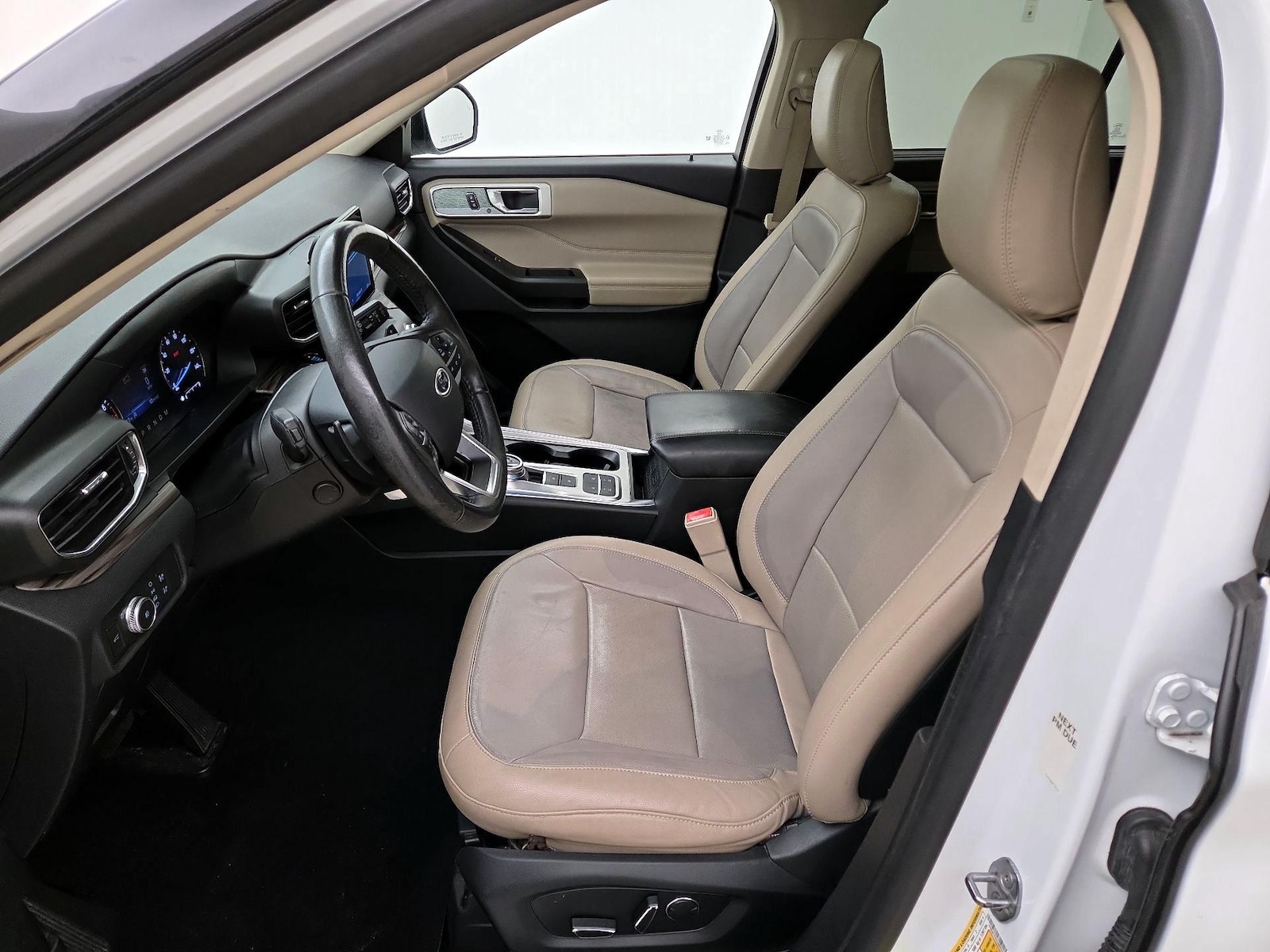 2020 Ford Explorer Limited - Photo 12