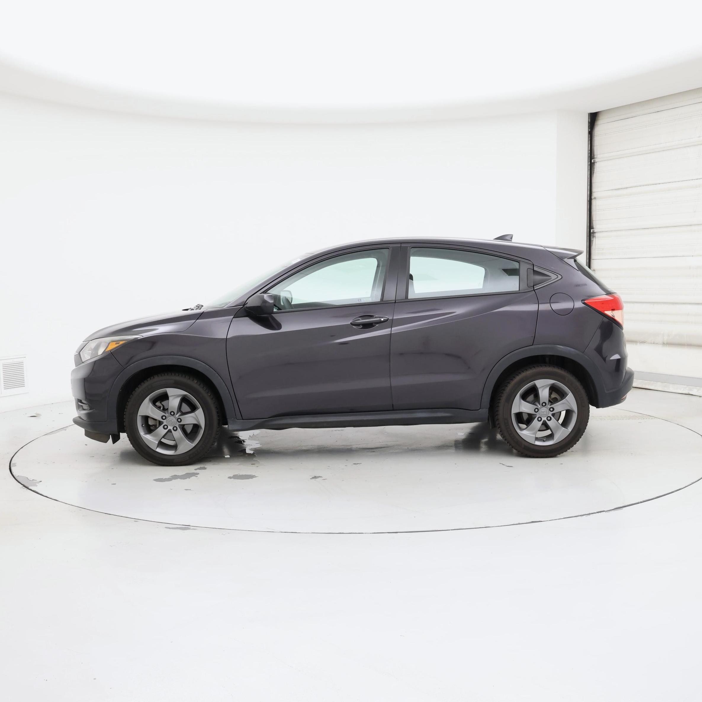 Thumbnail: 2018 Honda HR-V - 3