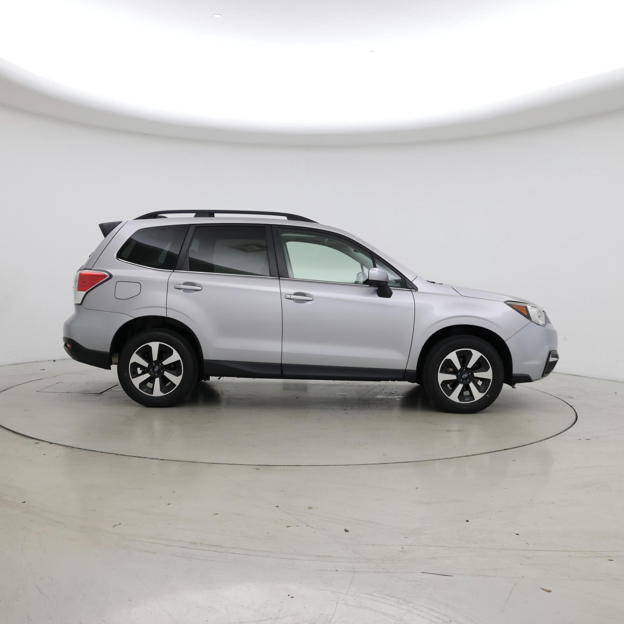 Thumbnail: 2017 Subaru Forester - 7