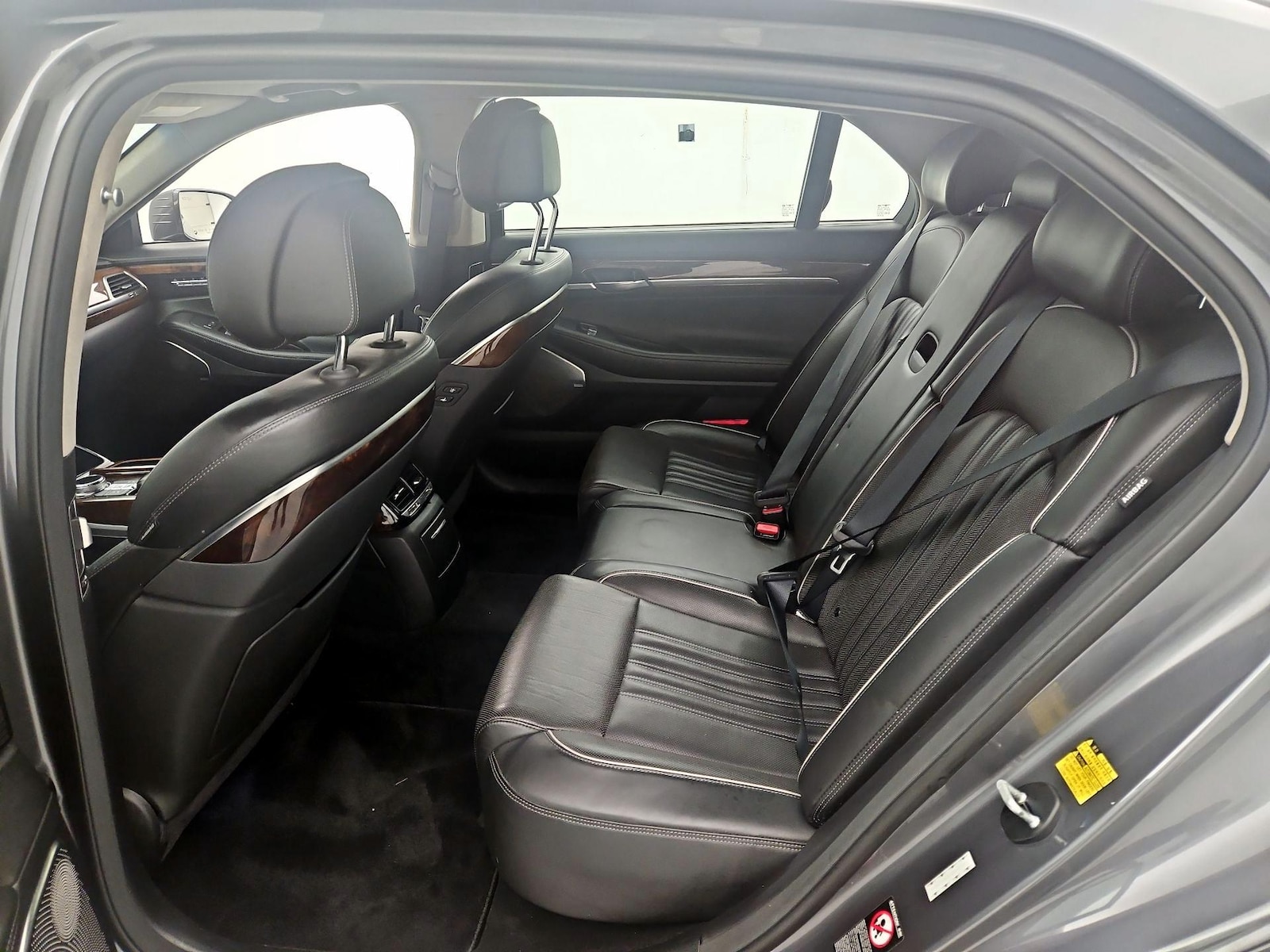 2017 GENESIS G90 Premium - Photo 21