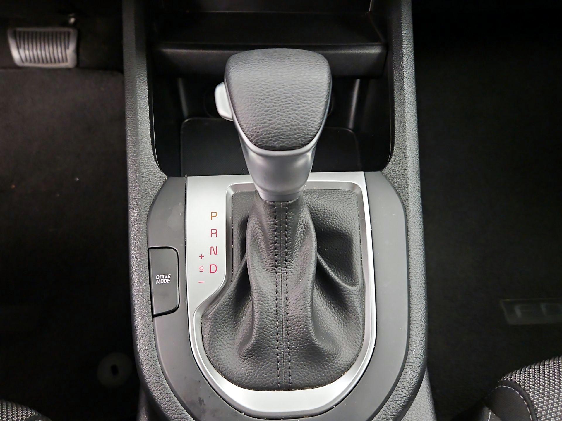 Thumbnail: 2023 Kia Forte - 17