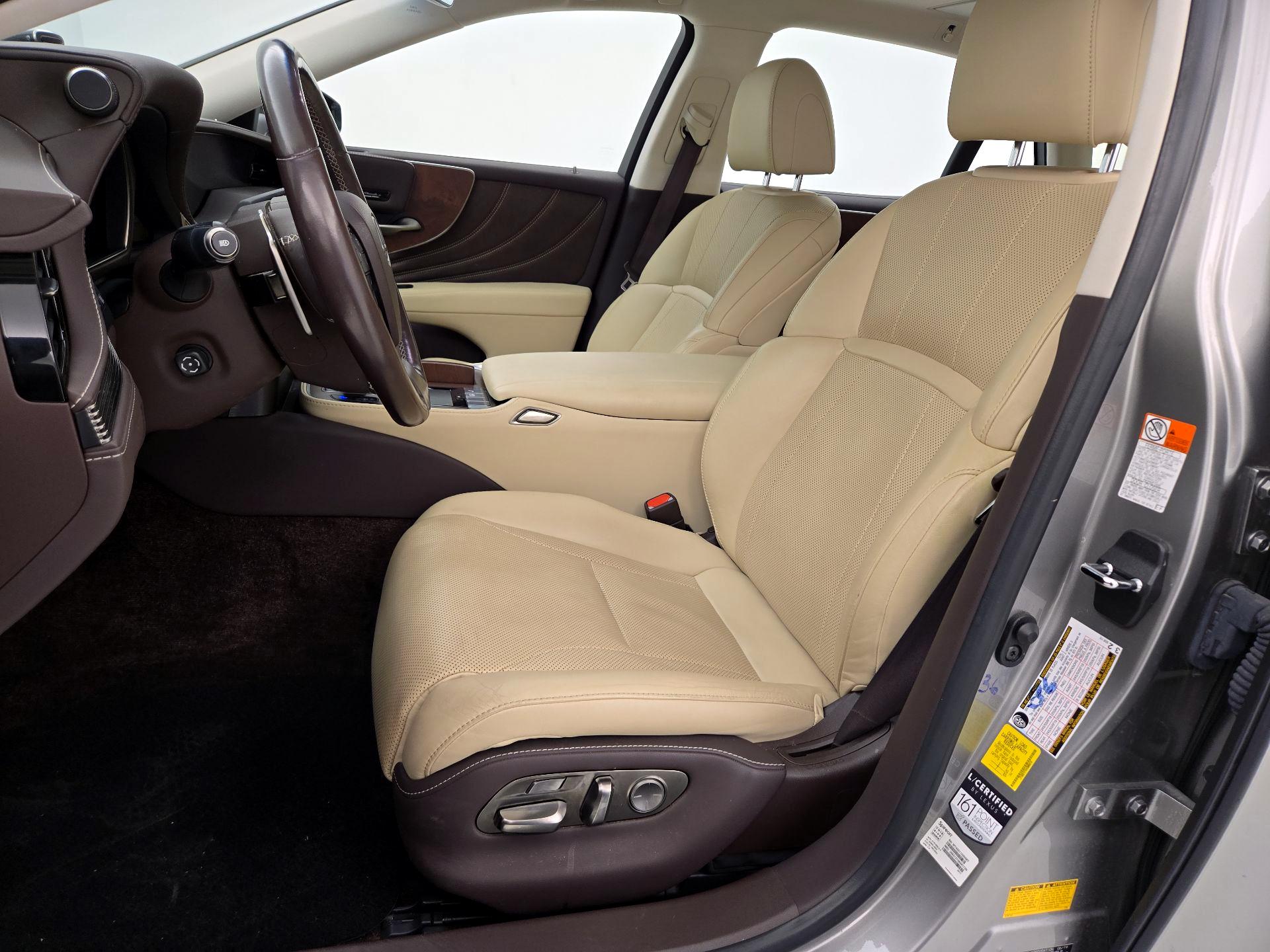 Thumbnail: 2019 Lexus LS - 11