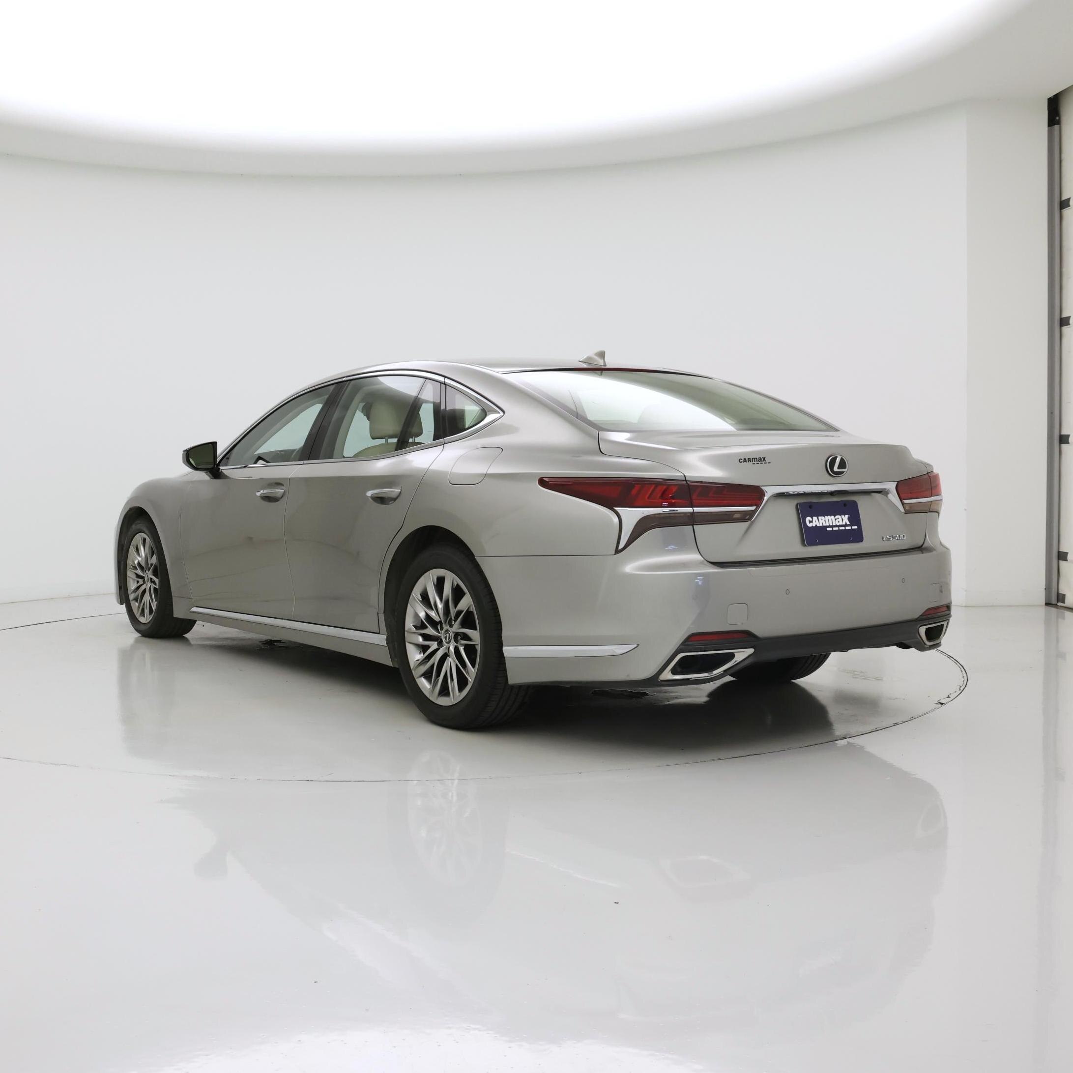 Thumbnail: 2019 Lexus LS - 2