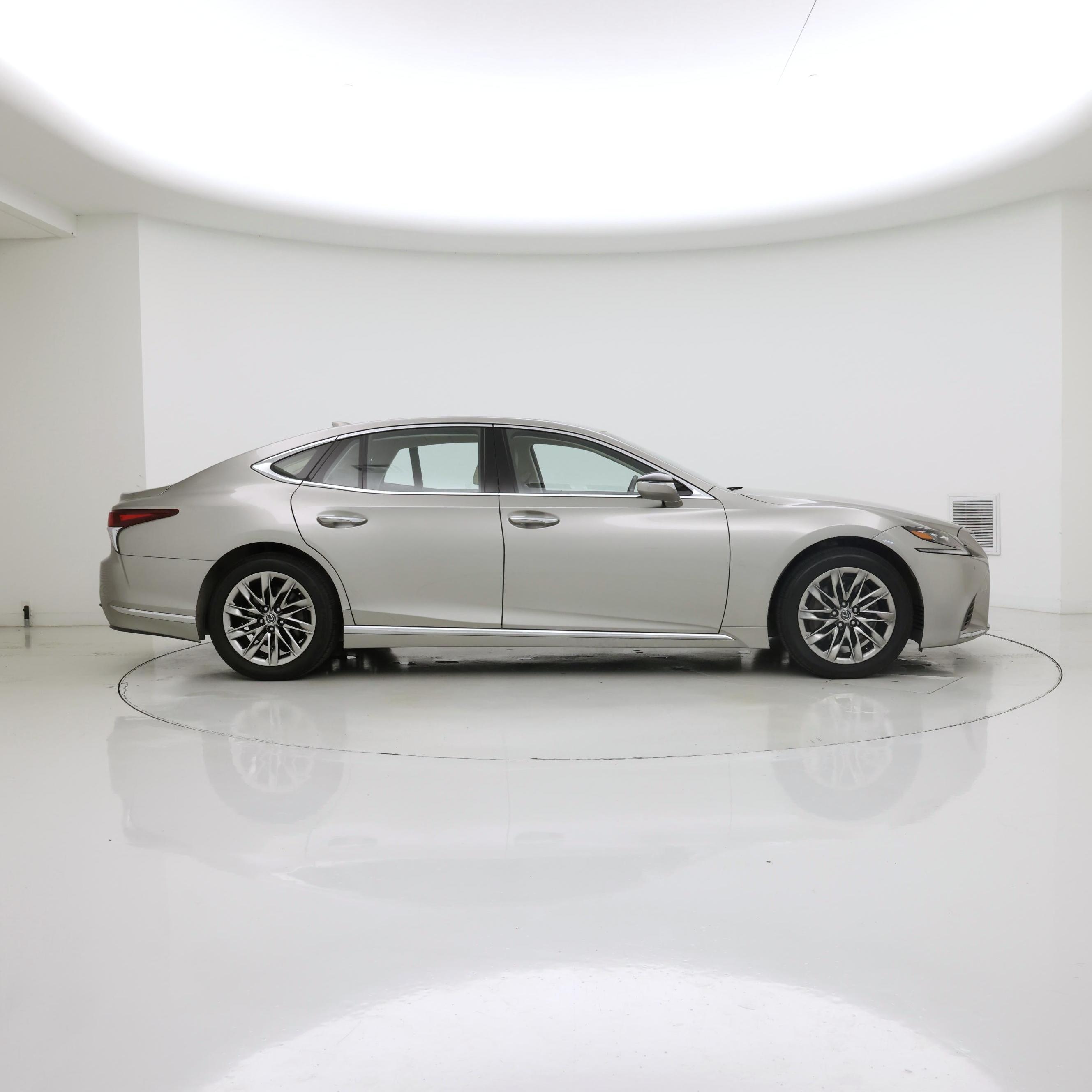 Thumbnail: 2019 Lexus LS - 7