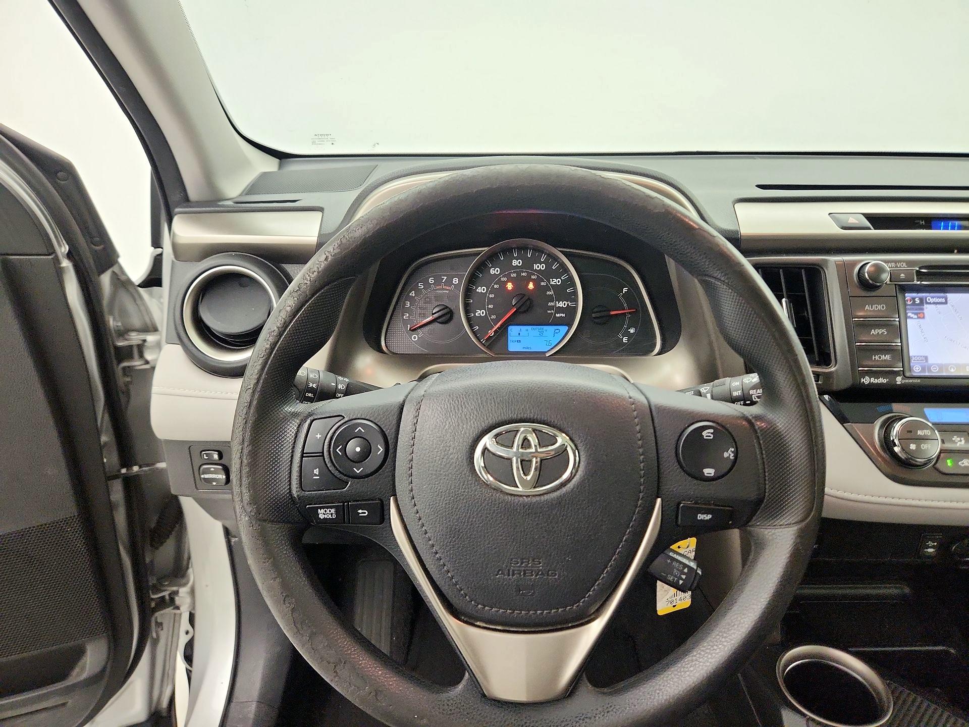 Thumbnail: 2014 Toyota RAV4 - 10