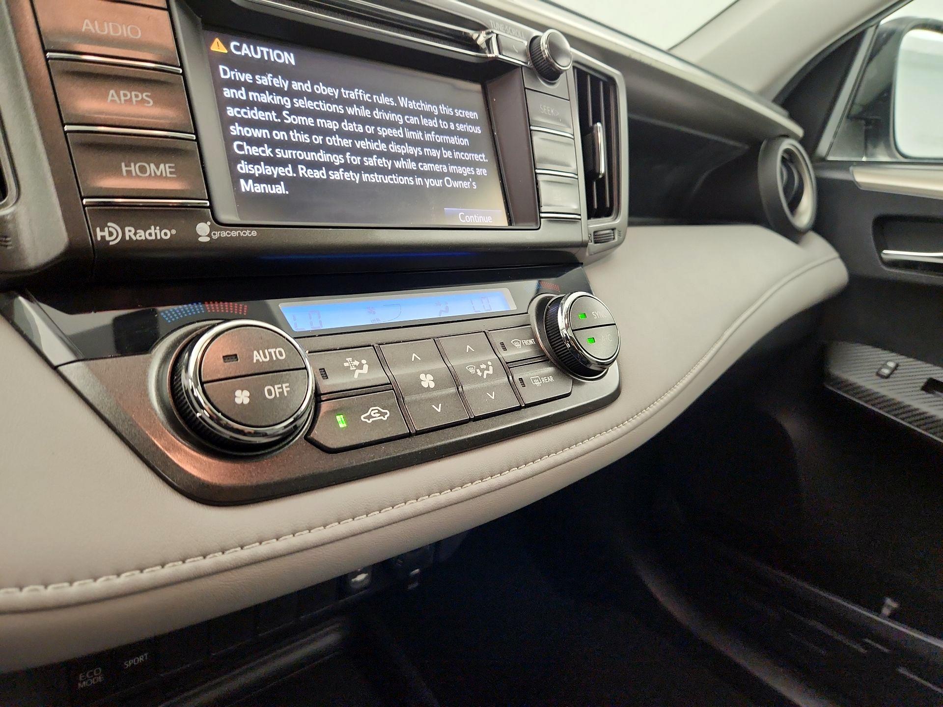 Thumbnail: 2014 Toyota RAV4 - 17