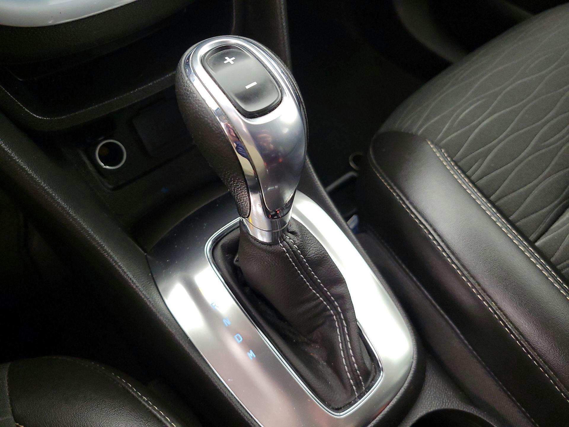 Thumbnail: 2016 Buick Encore - 17