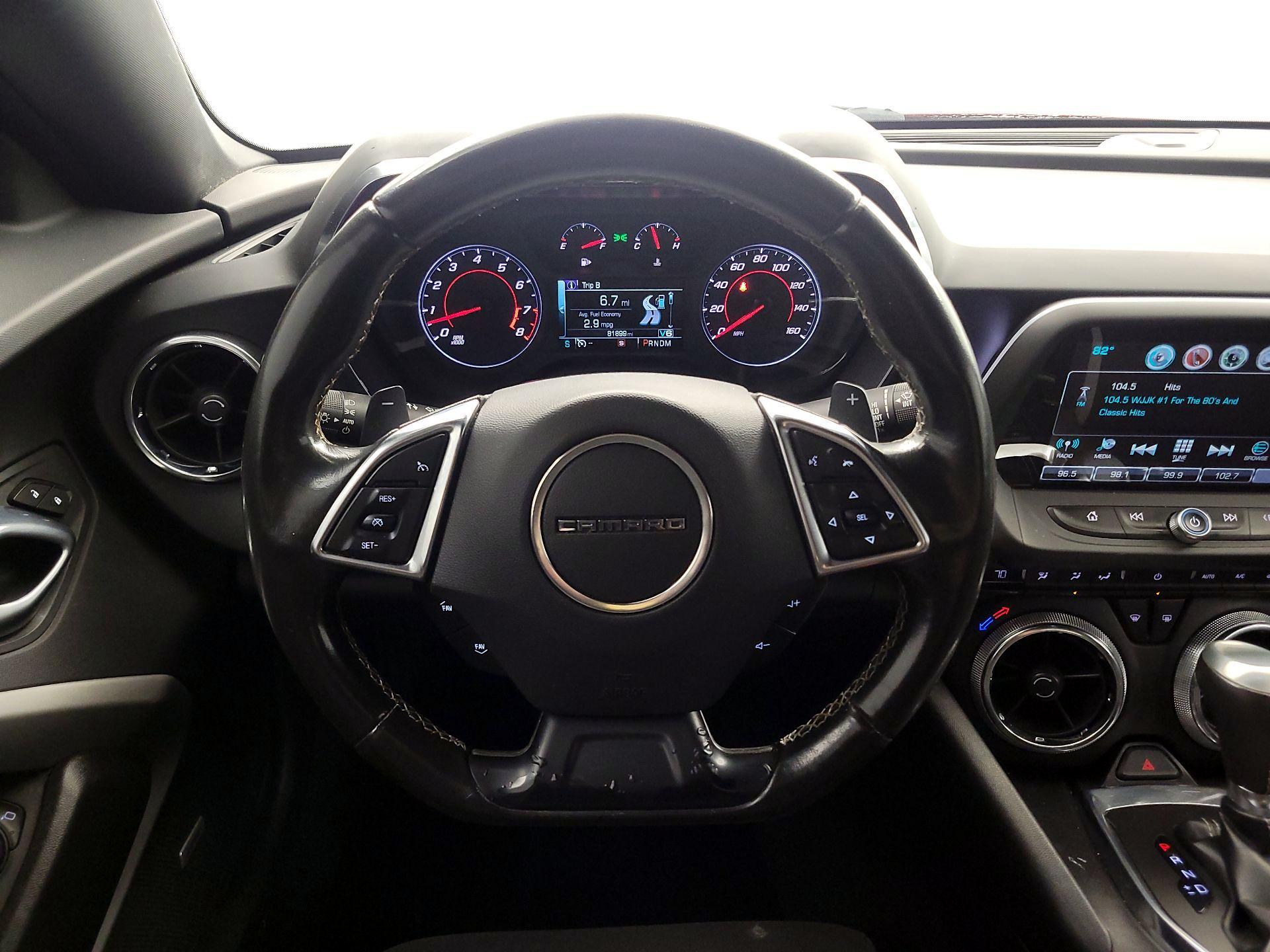 Thumbnail: 2018 Chevrolet Camaro - 10