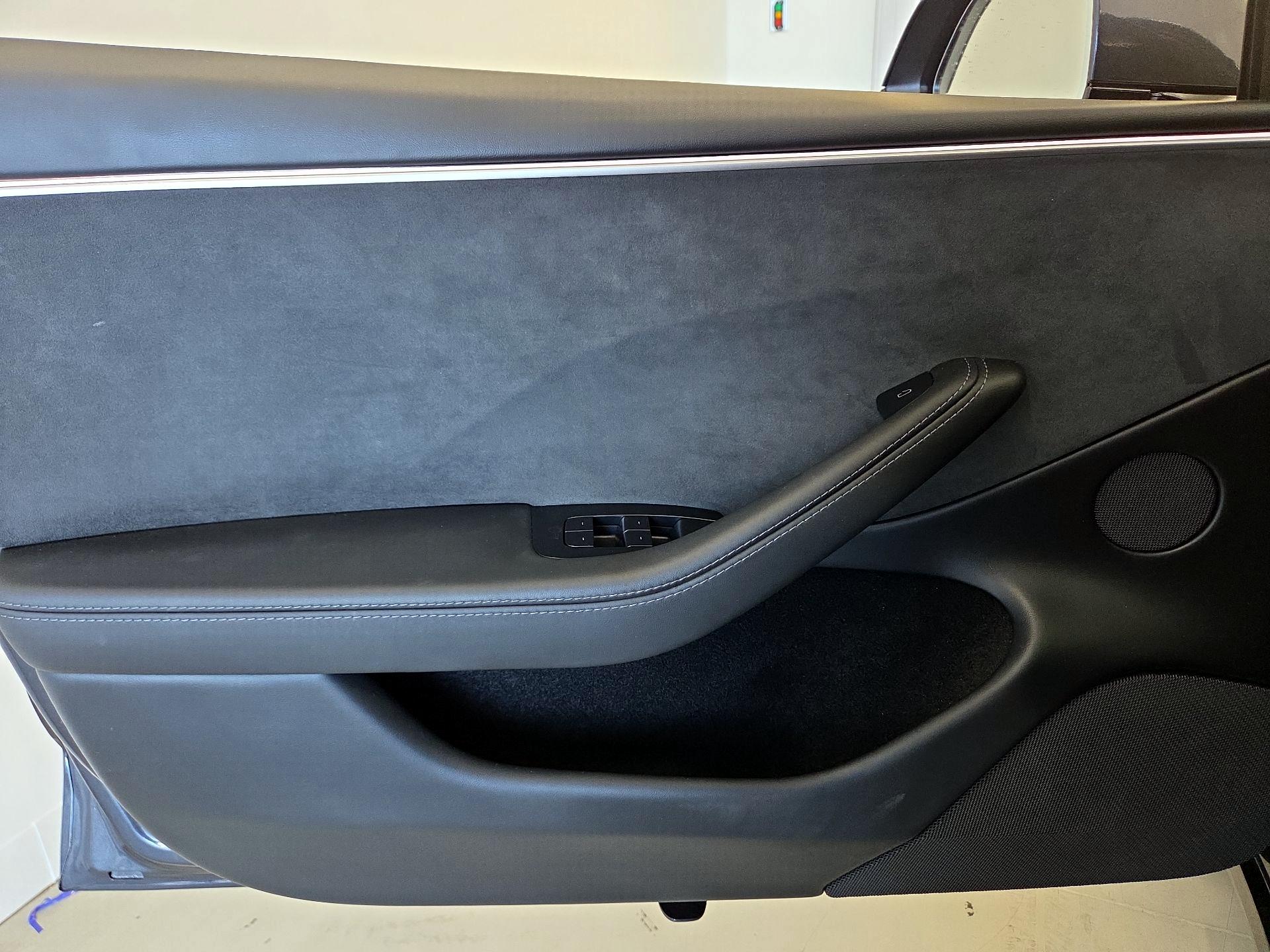 Thumbnail: 2025 Tesla Model 3 - 12