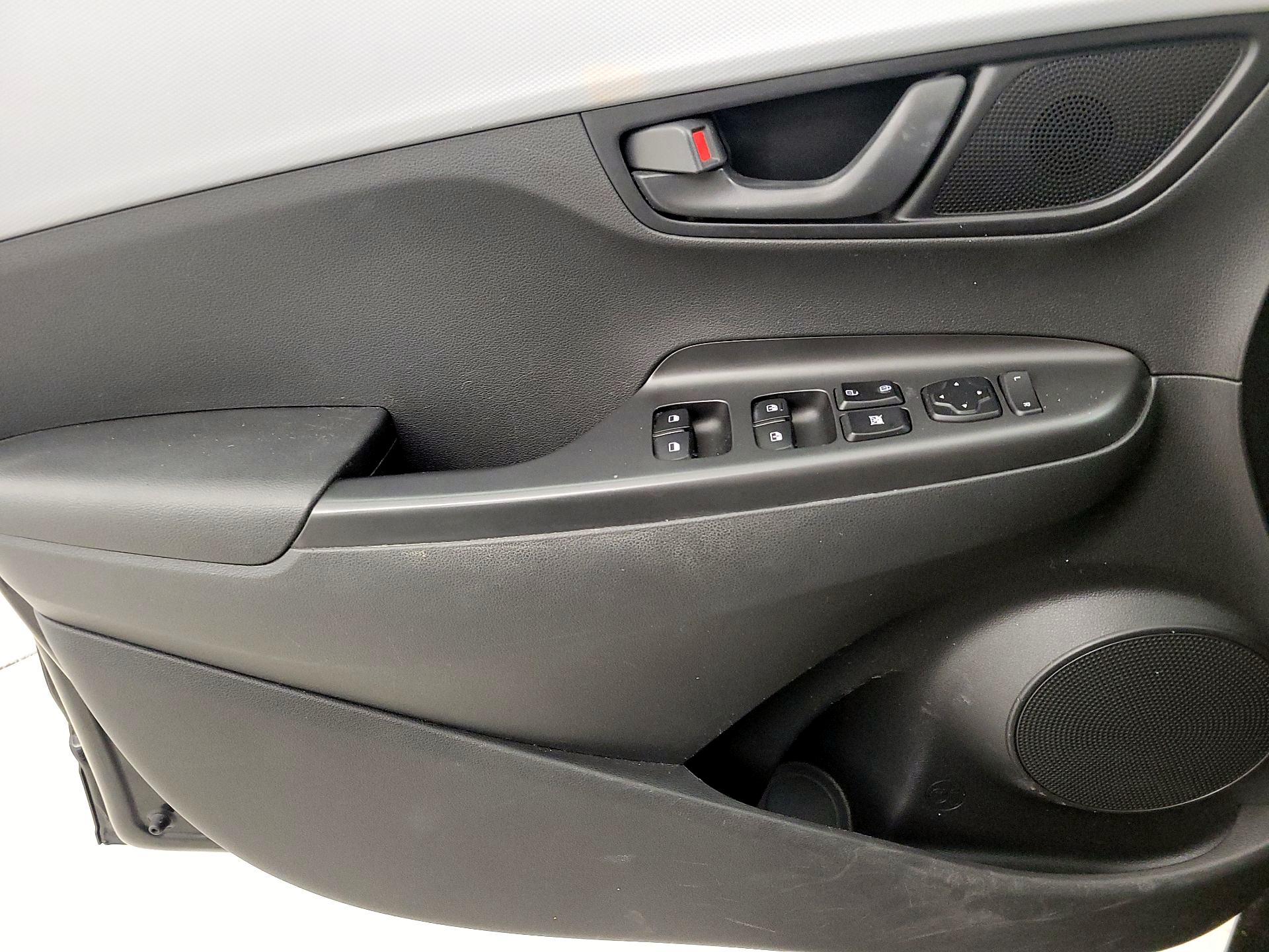 Thumbnail: 2019 Hyundai Kona - 12