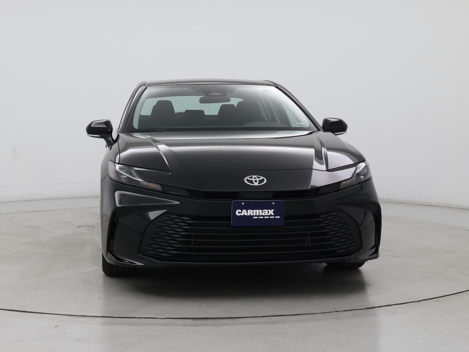 2025 Toyota Camry LE - Photo 6