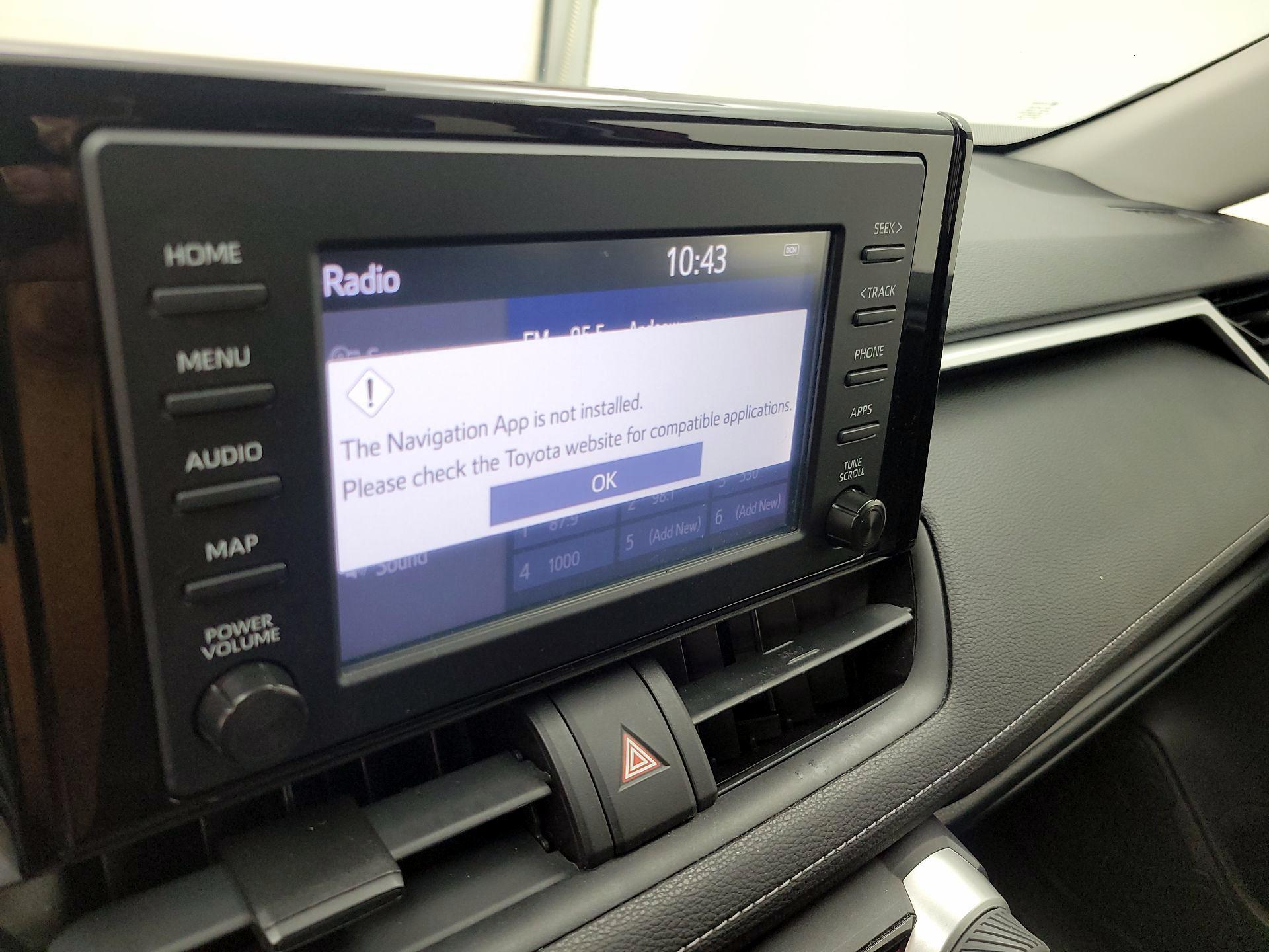 Thumbnail: 2019 Toyota RAV4 - 14
