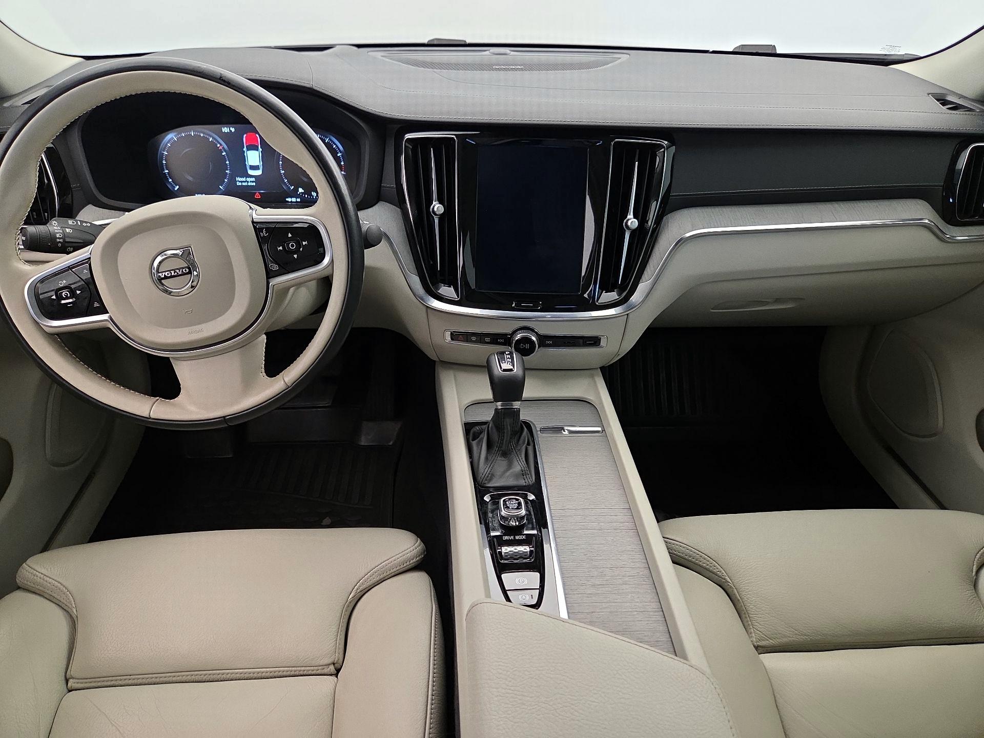 Thumbnail: 2021 Volvo S60 - 9