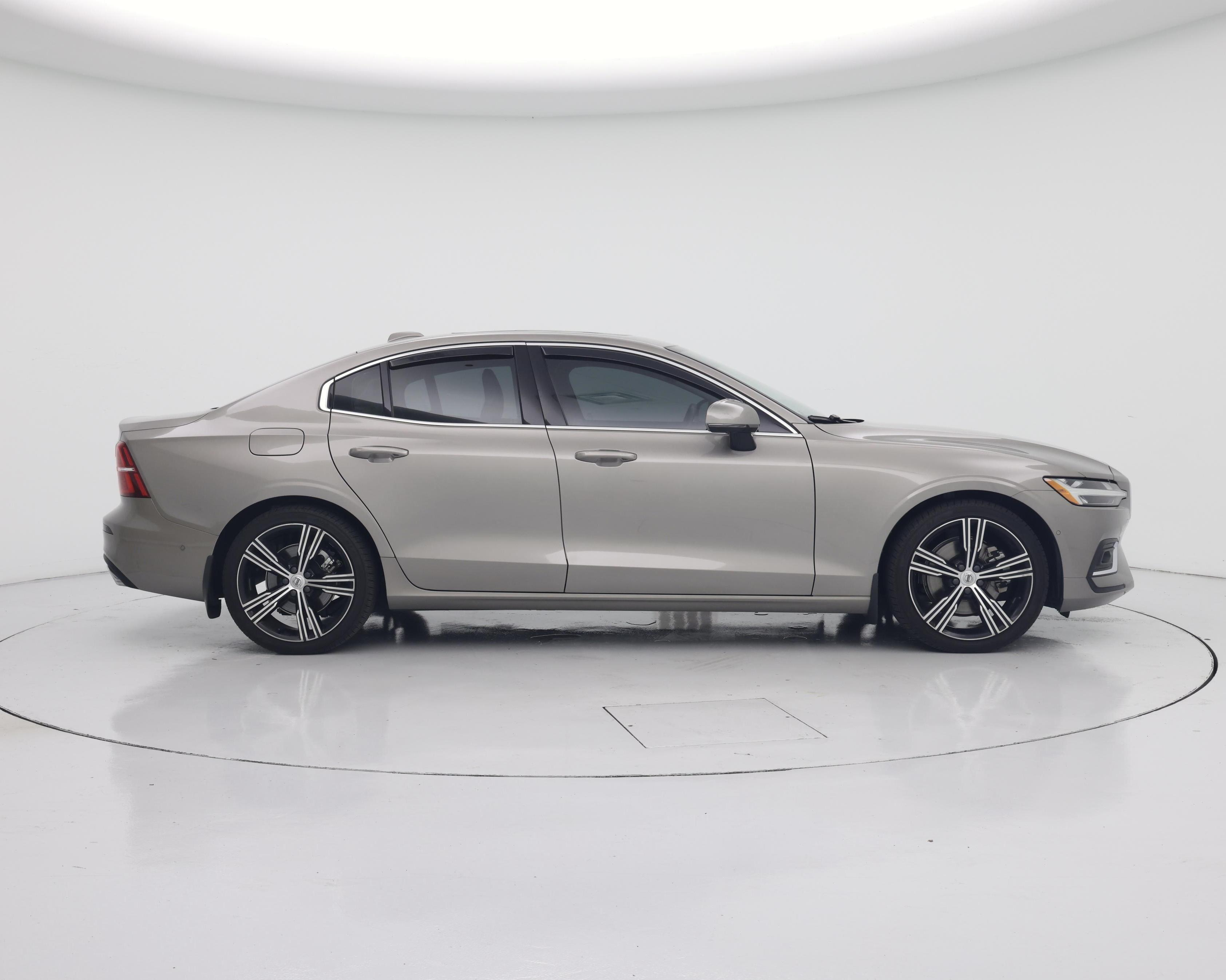 Thumbnail: 2021 Volvo S60 - 7