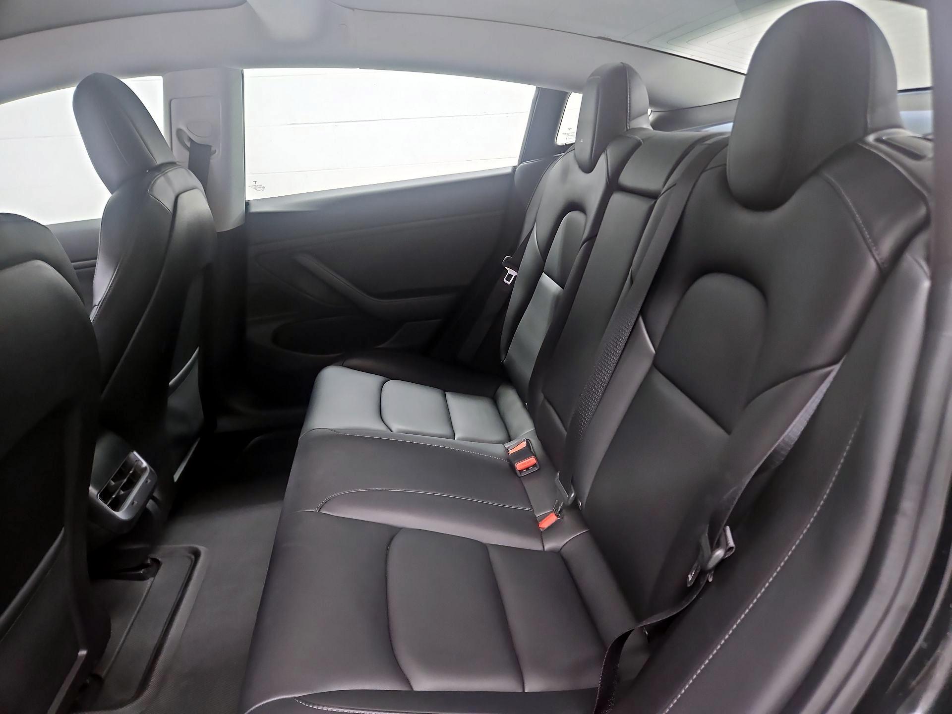 Thumbnail: 2019 Tesla Model 3 - 19