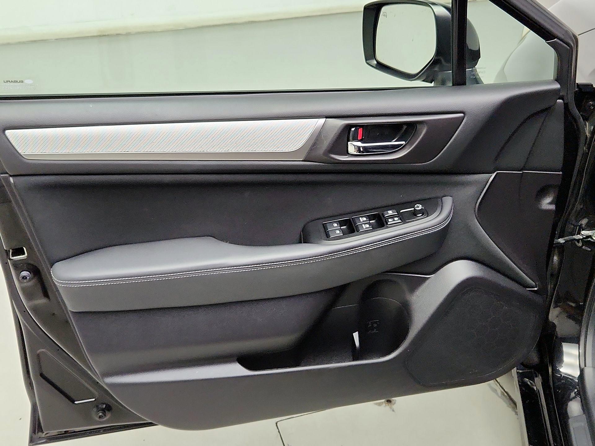 Thumbnail: 2017 Subaru Legacy - 10