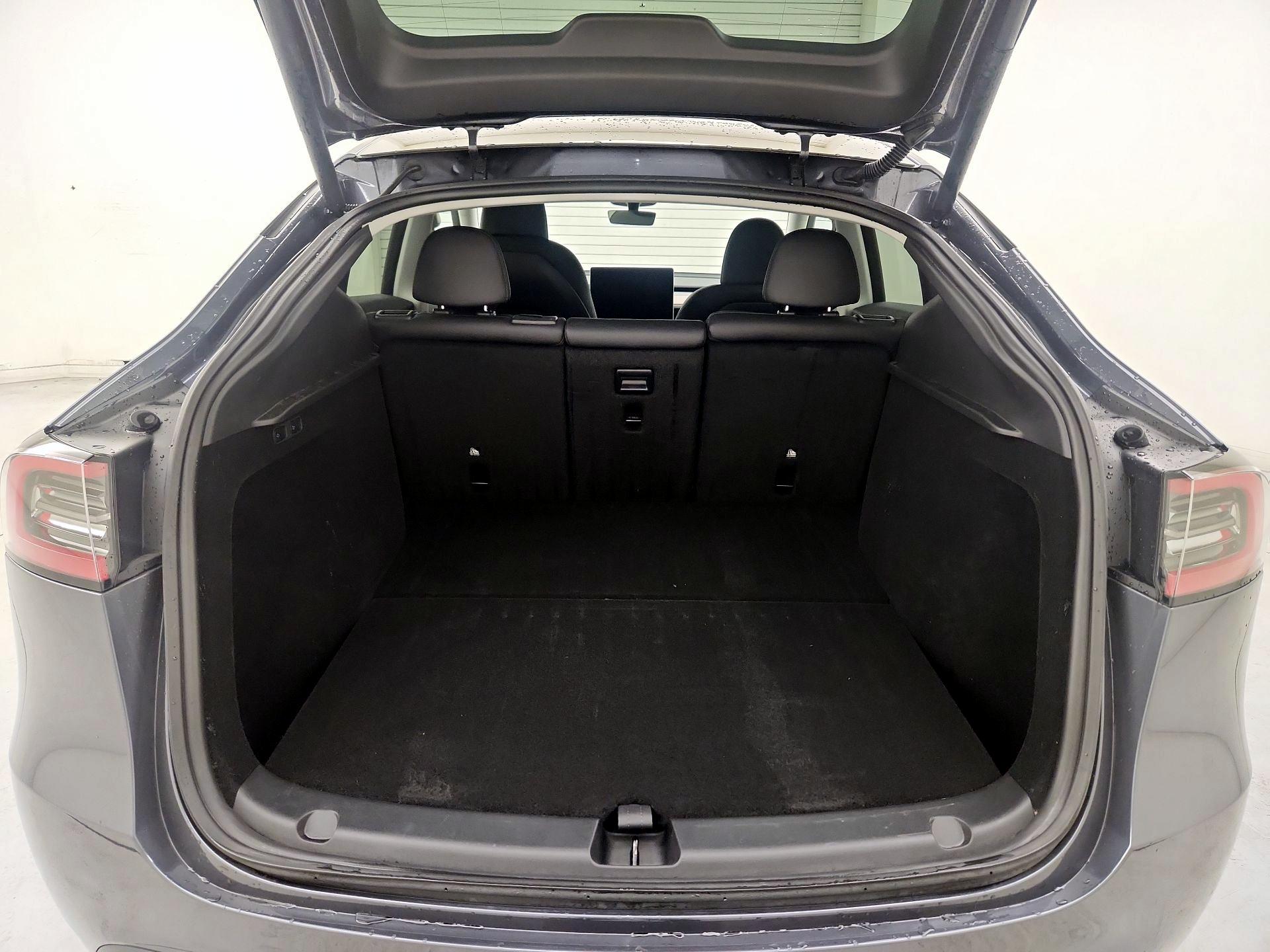 Thumbnail: 2023 Tesla Model Y - 20