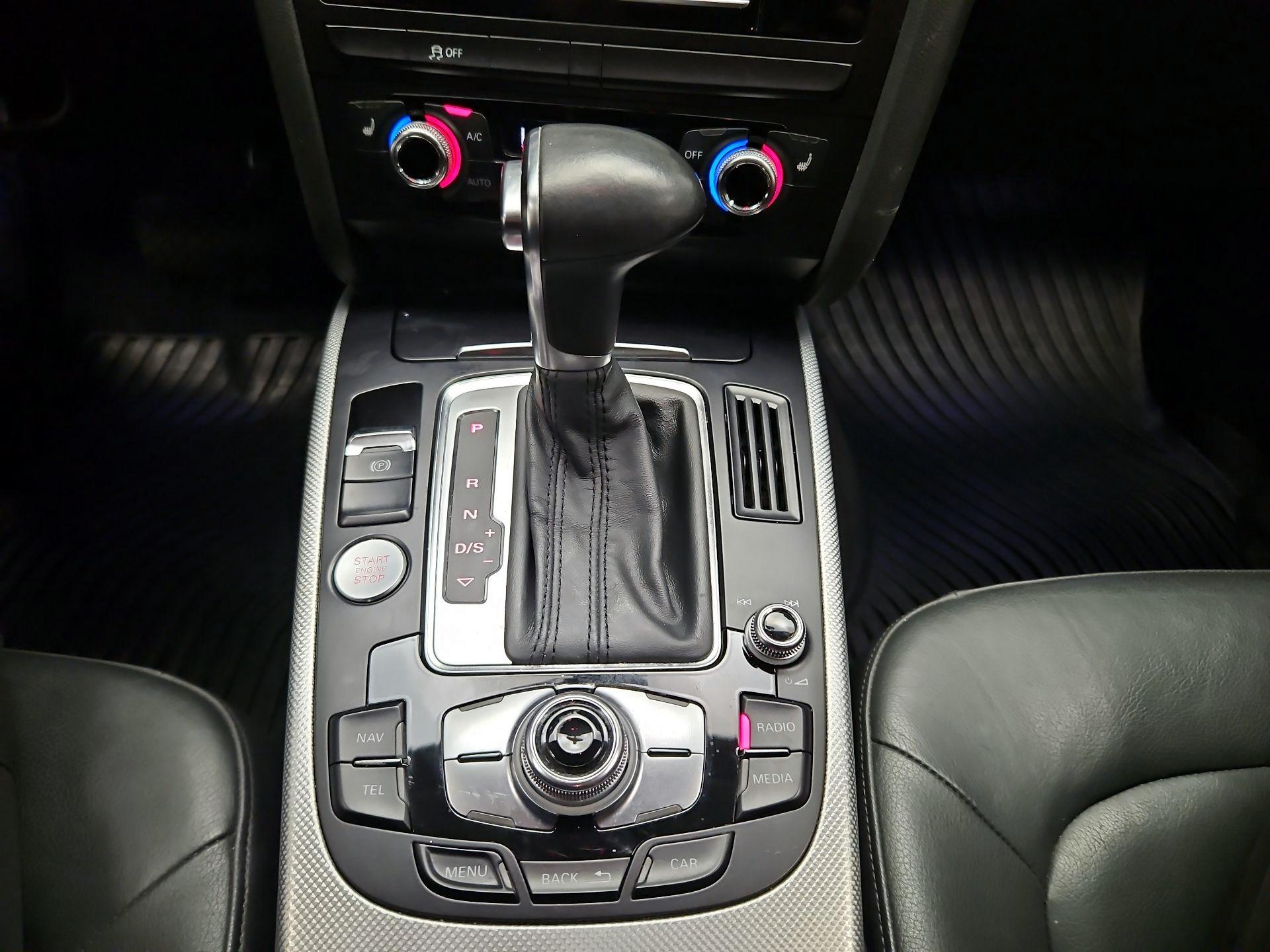 Thumbnail: 2015 Audi A4 - 17